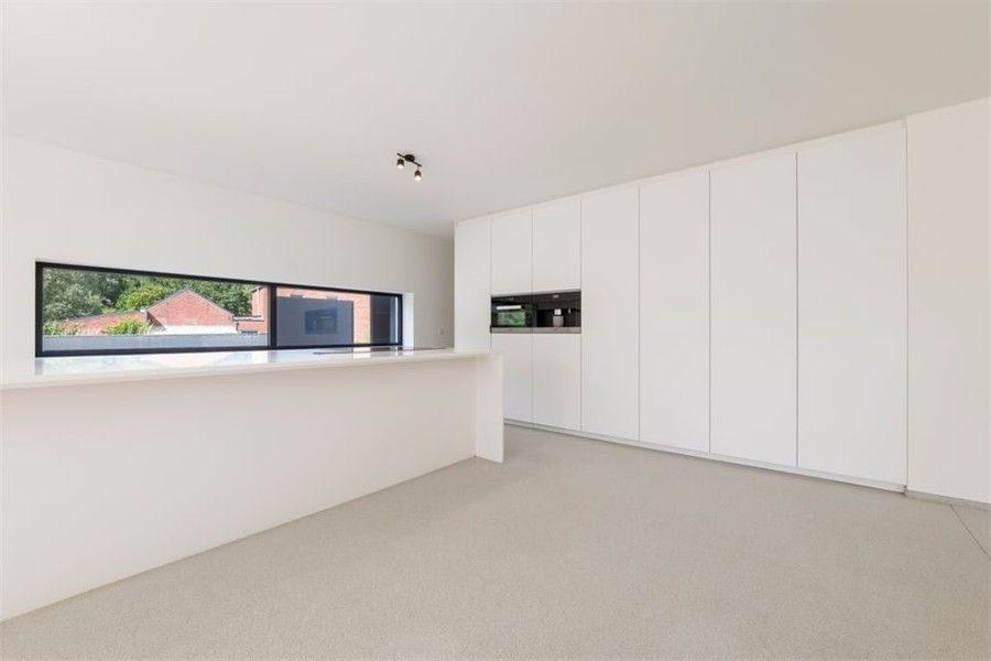 RUIME OPEN BEBOUWING MET KANTOOR EN ADEMBENEMEND ZICHT IN HASSELT foto 9