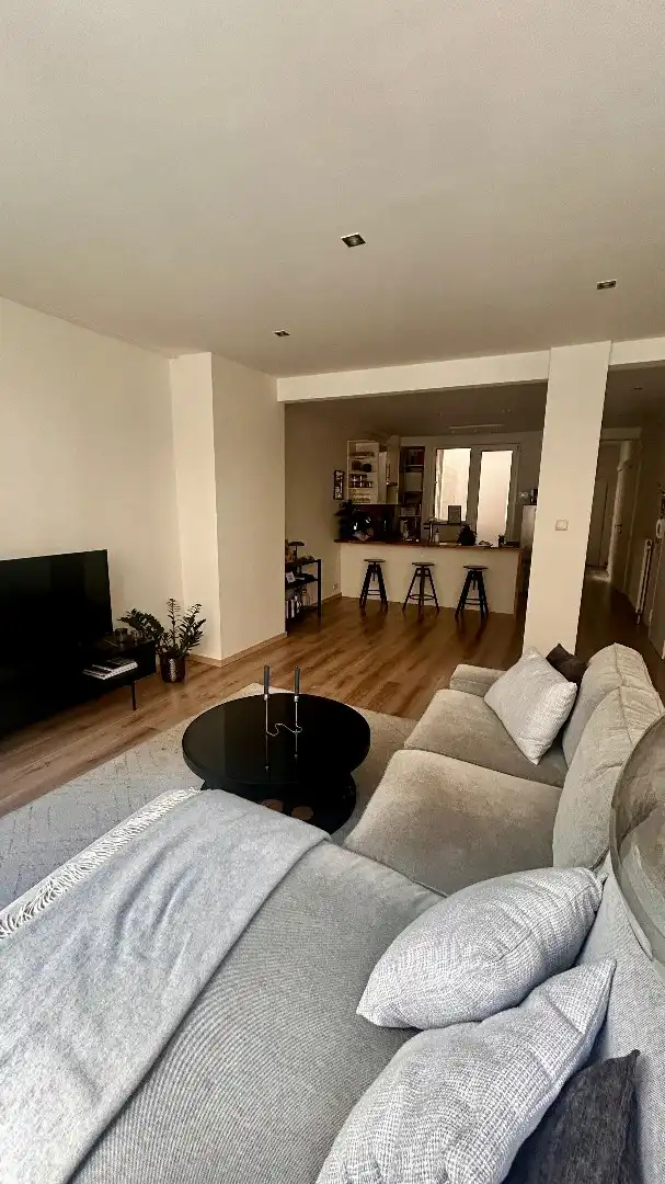 Gerenoveerd appartement met 2 slk nabij Leopoldplaats foto 5