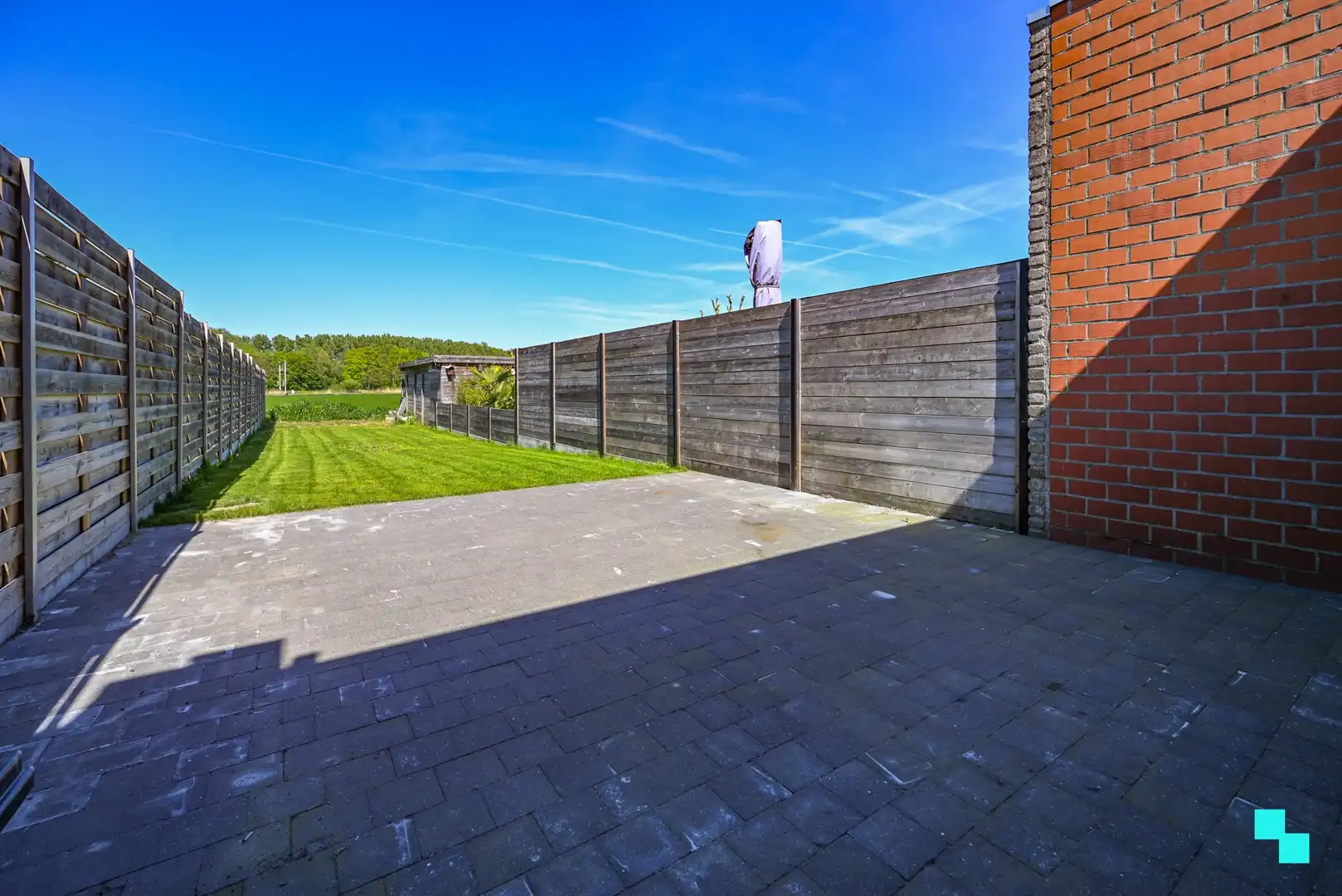 Gerenoveerde 2-slaapkamerwoning in Ingelmunster foto 32