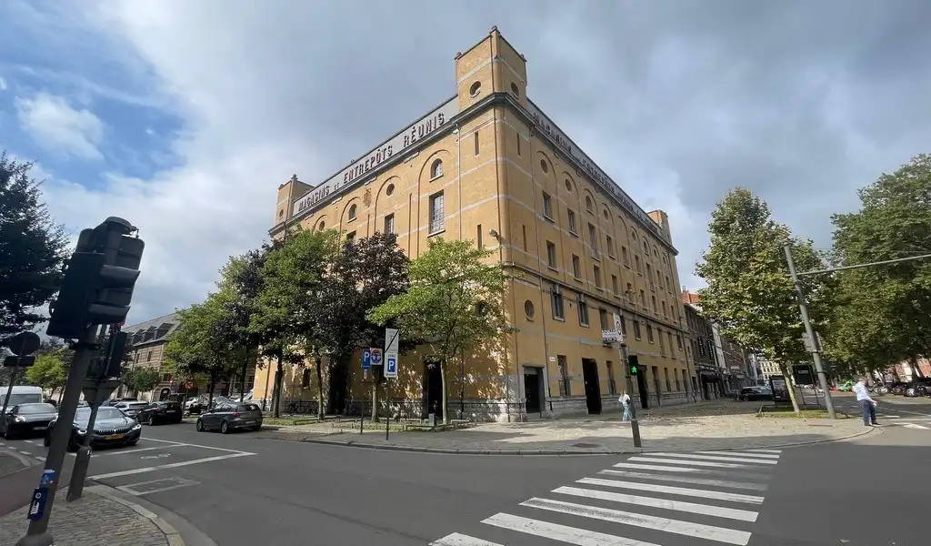 Kantoren te huur in gerenoveerd pakhuis La Cloche in Antwerpen foto 14