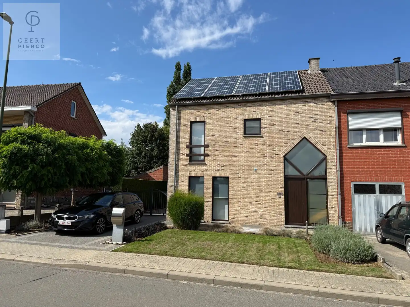 Moderne woonst te Landen foto {{pictureIndex}}