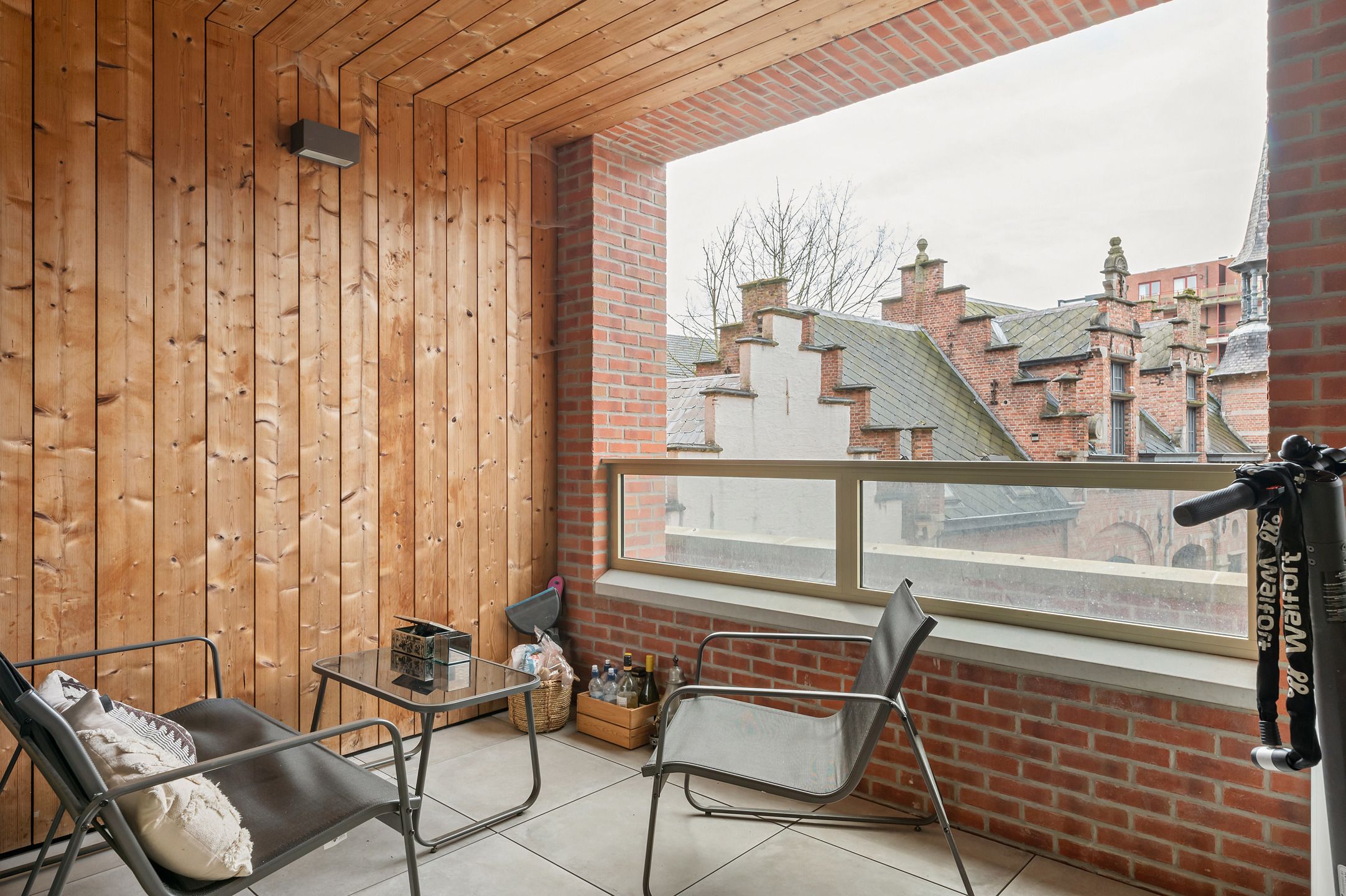 Appartement met 2 slaapkamers en terras aan Turnova foto 7