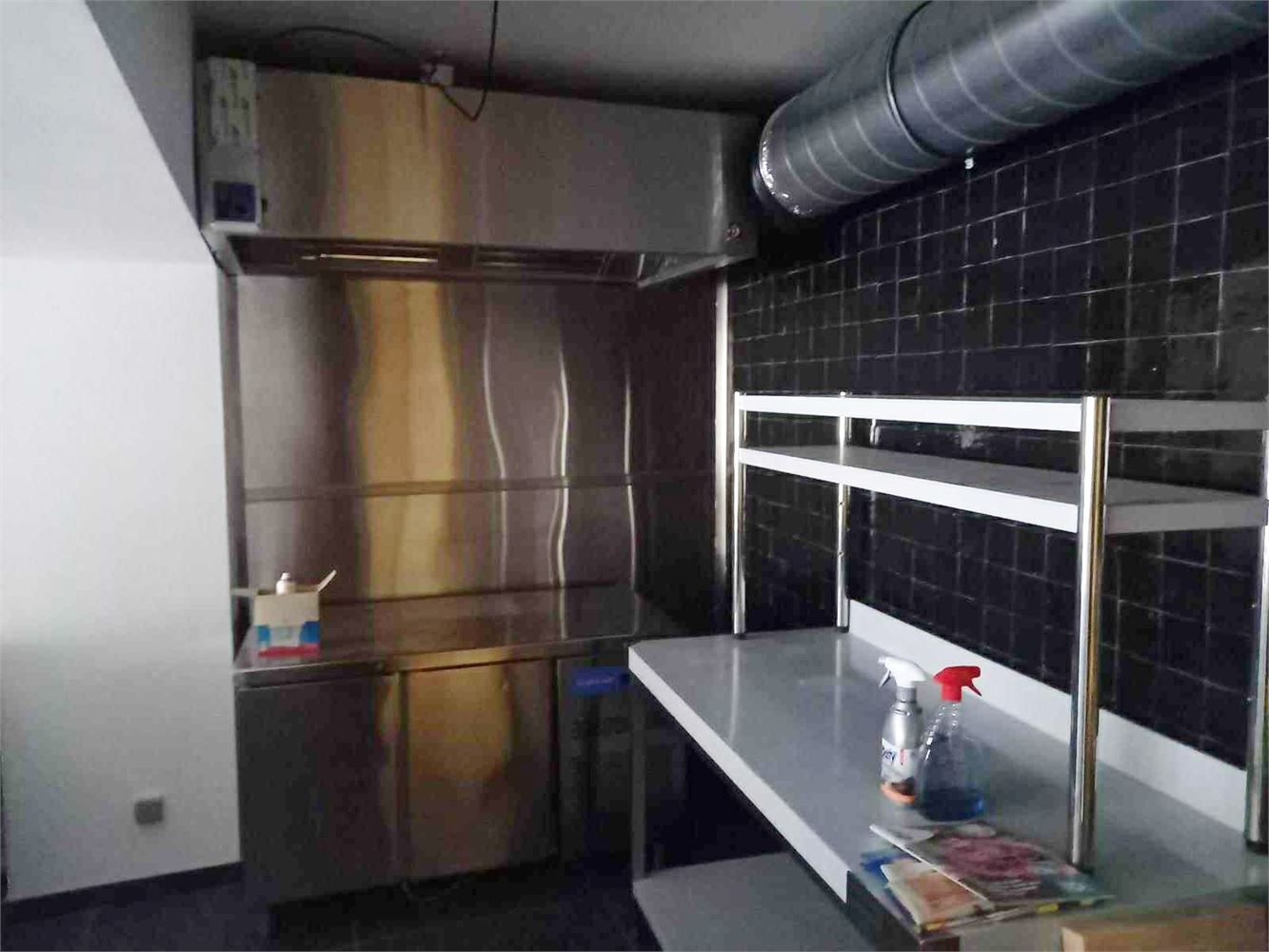 COMMERCIEEL GELIJKVLOERS HALLE BEESTENMARKT foto 6