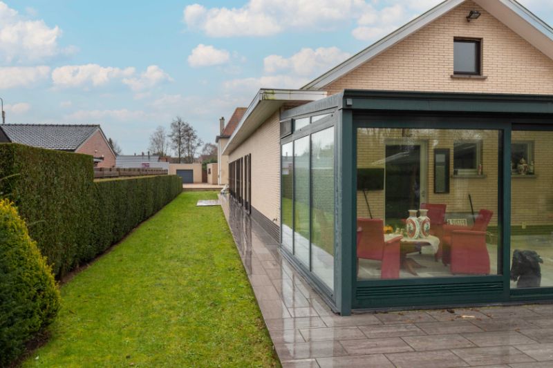 Izegem - Zeer ruime Woning op perceel van 807 m² foto 12