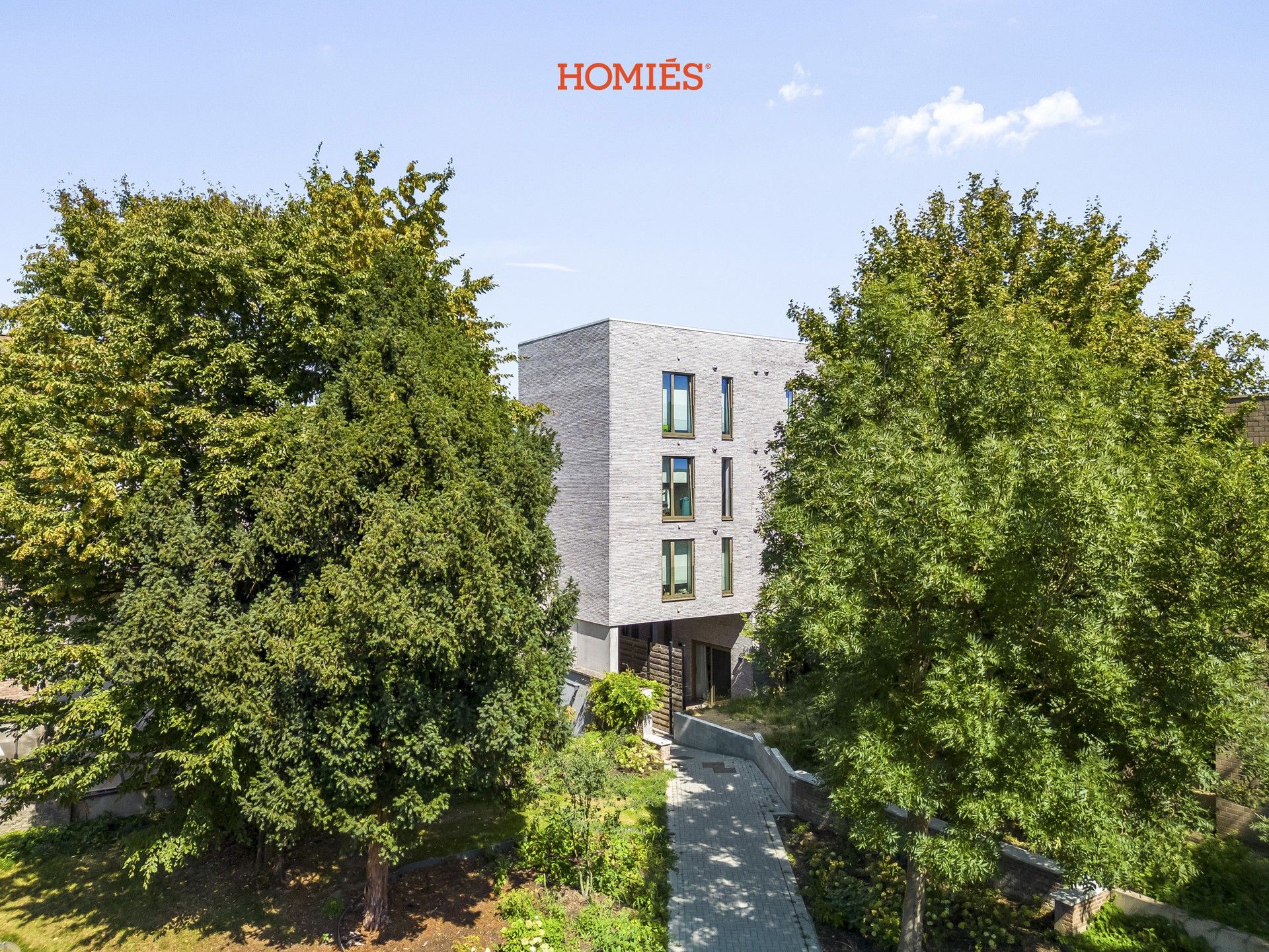 Bemeubelde flats met alle comfort foto 4