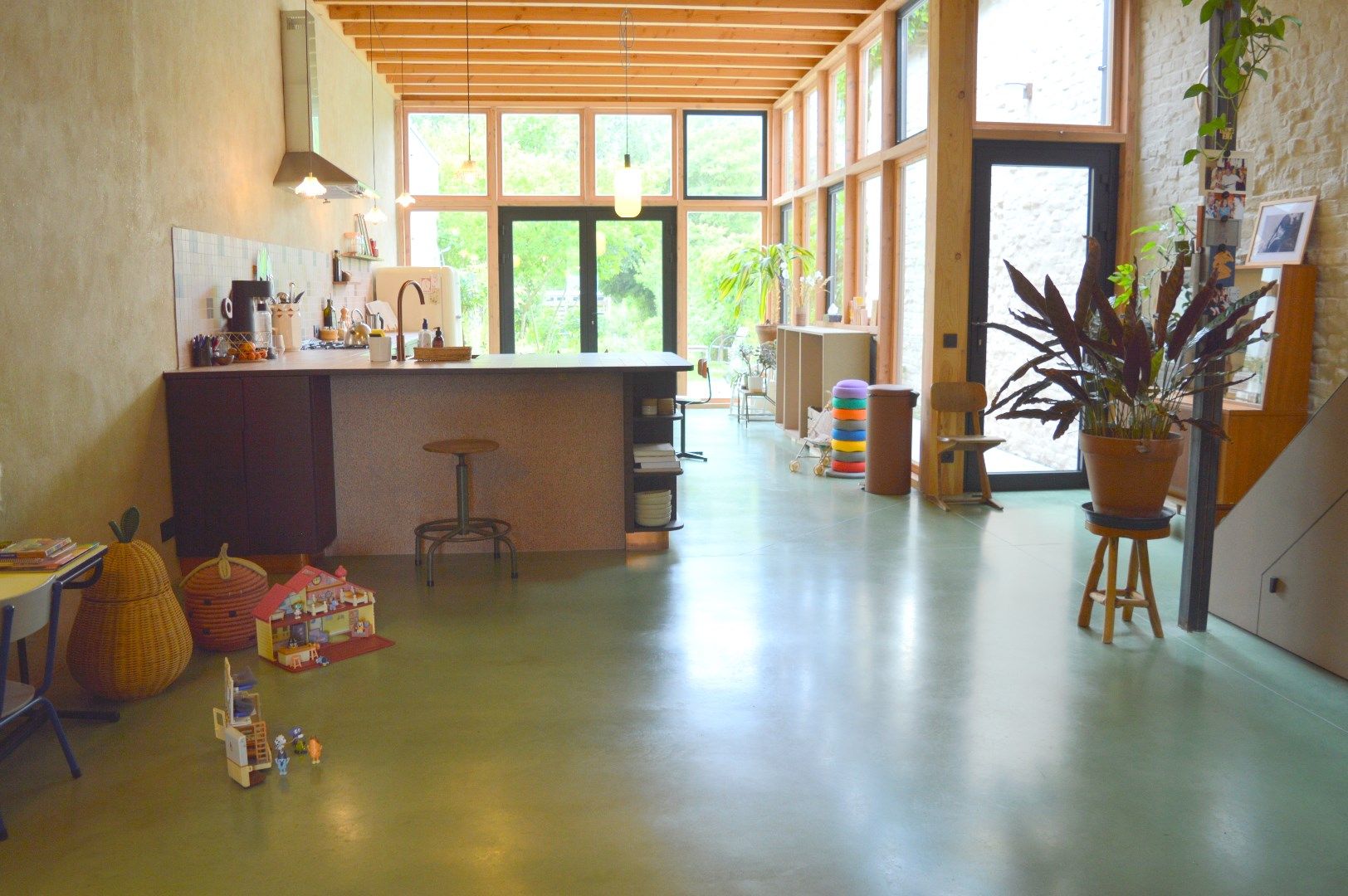 Unieke rijwoning met tuin, garage en 3 slaapkamers in Zwevegem foto 6