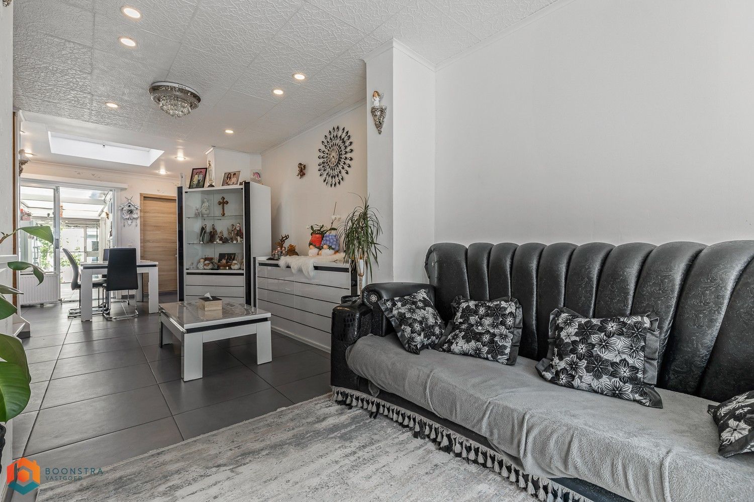 Instapklare woning met 3 slpkrs en garage foto 4