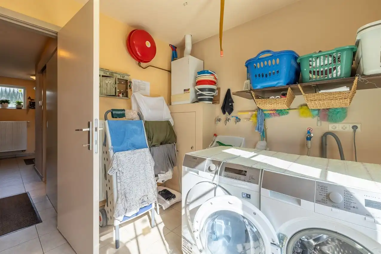 Karaktervolle en instapklare woning met zonnige tuin nabij het Gras- en Crauwelsbos foto 21