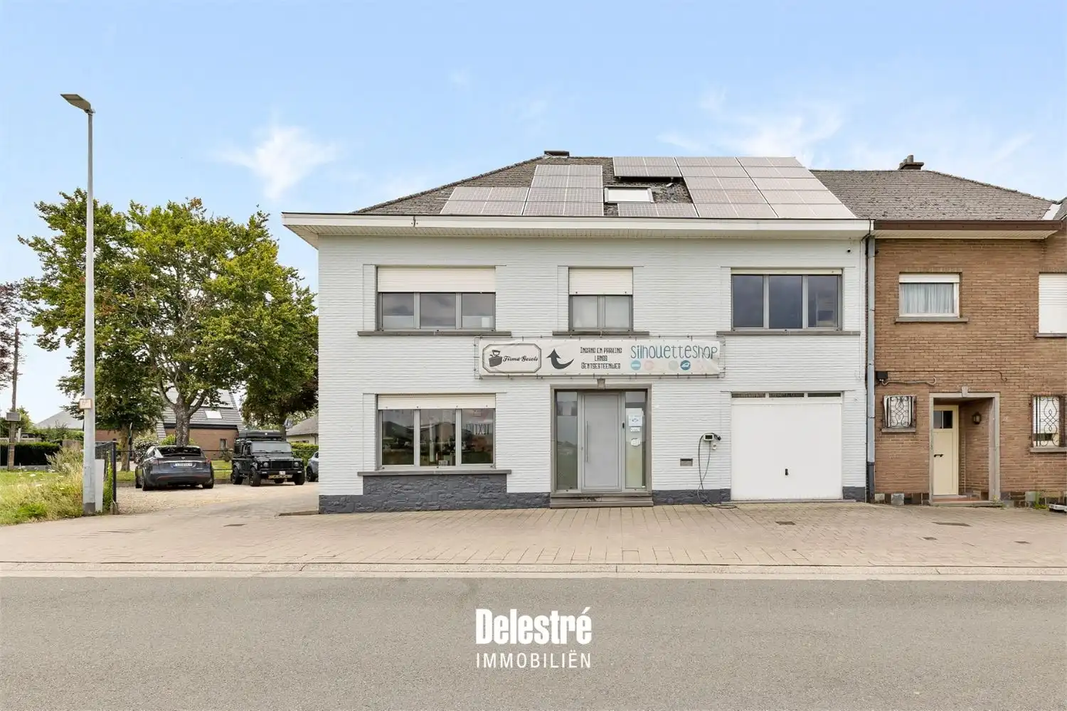 GENTSESTEENWEG – COMMERCIËLE TOPLOCATIE MET VEEL PARKING foto {{pictureIndex}}