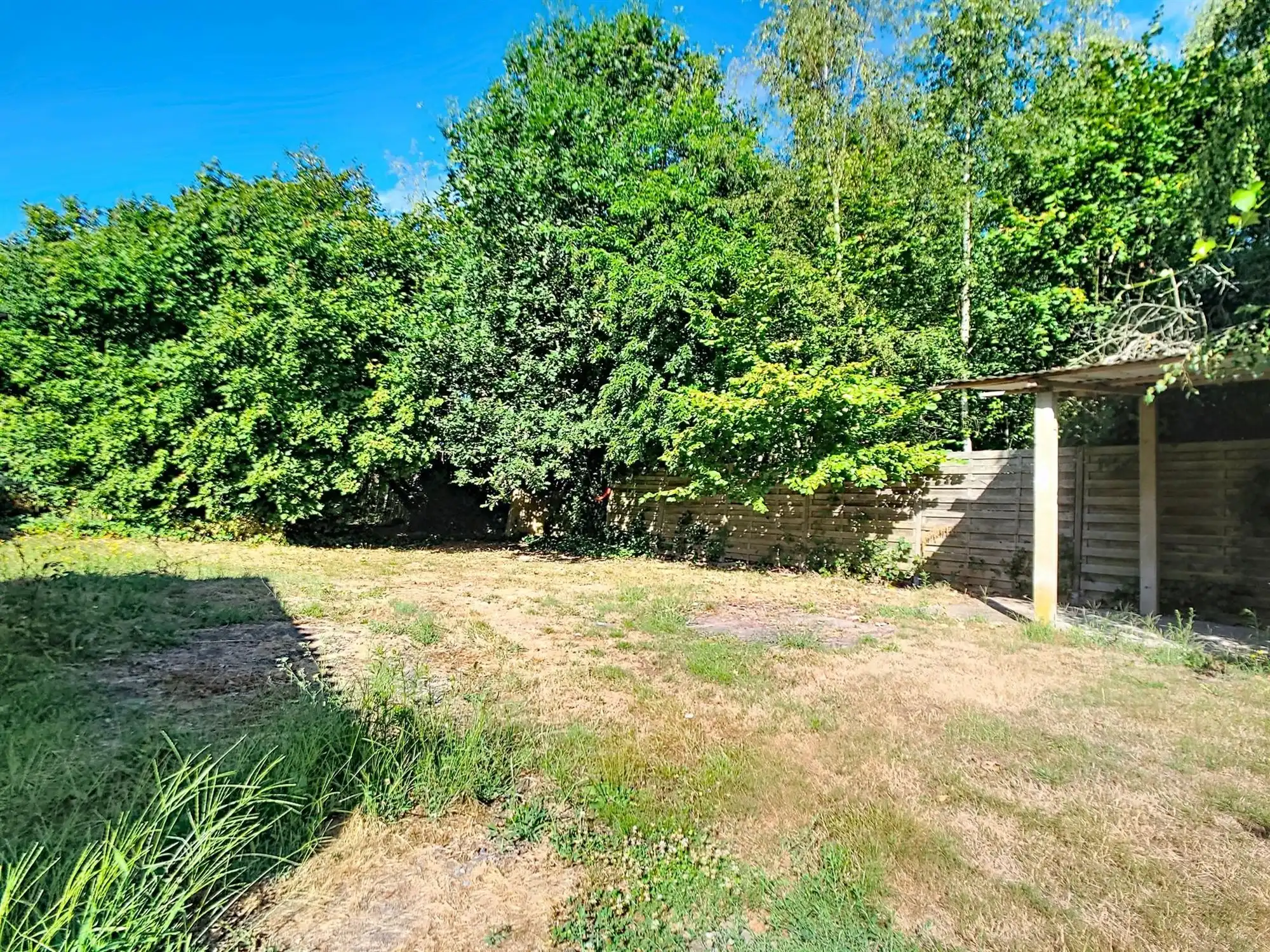 Te renoveren halfopen bebouwing met garage en ruime tuin foto 13