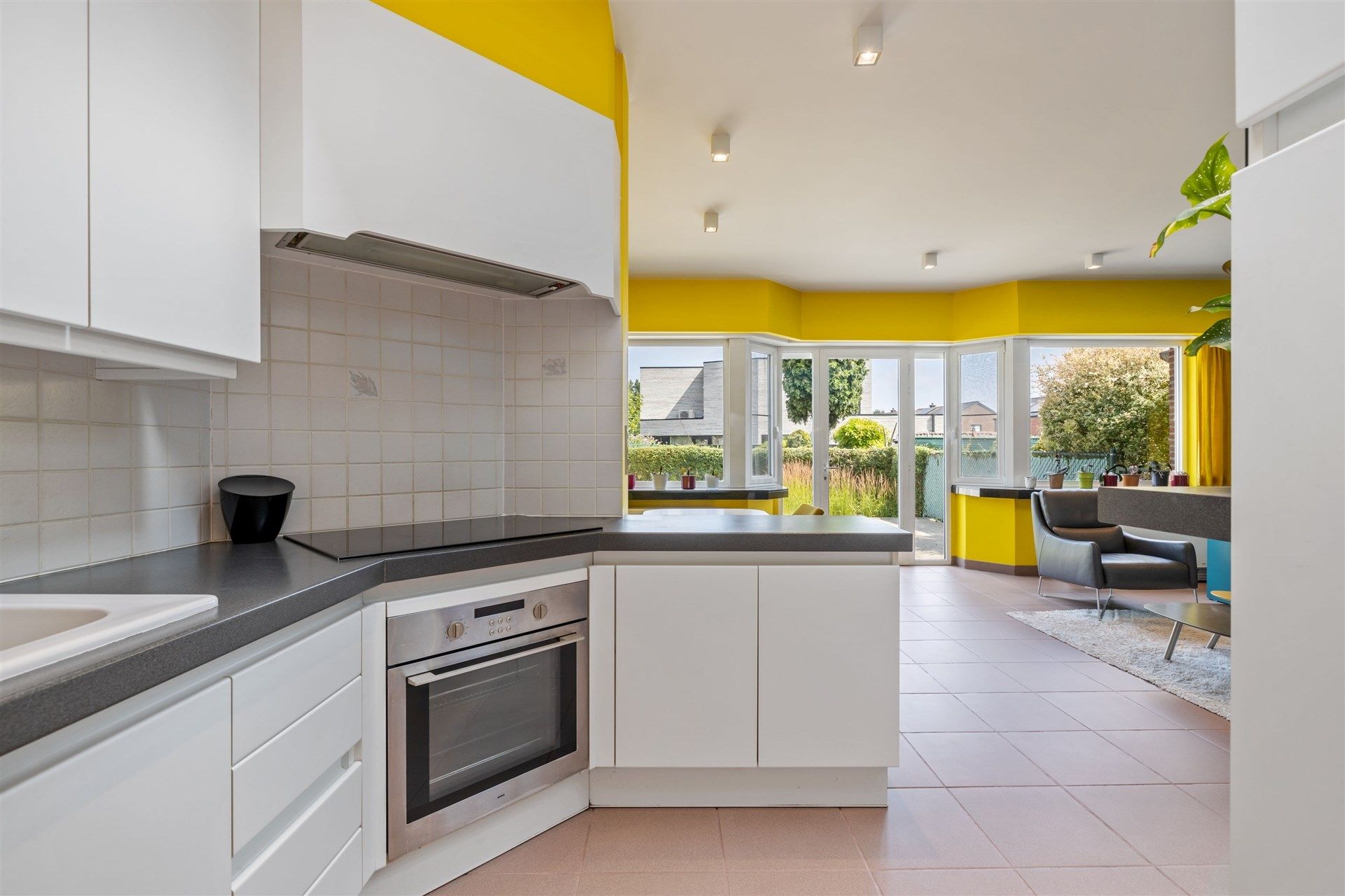 Instapklare gezinswoning met 3 slaapkamers nabij het centrum foto 15