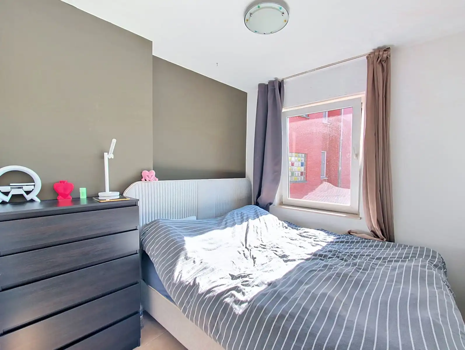 INSTAPKLAAR DUPLEX MET 3 SLAAPKAMERS CENTRUM EDEGEM foto 8