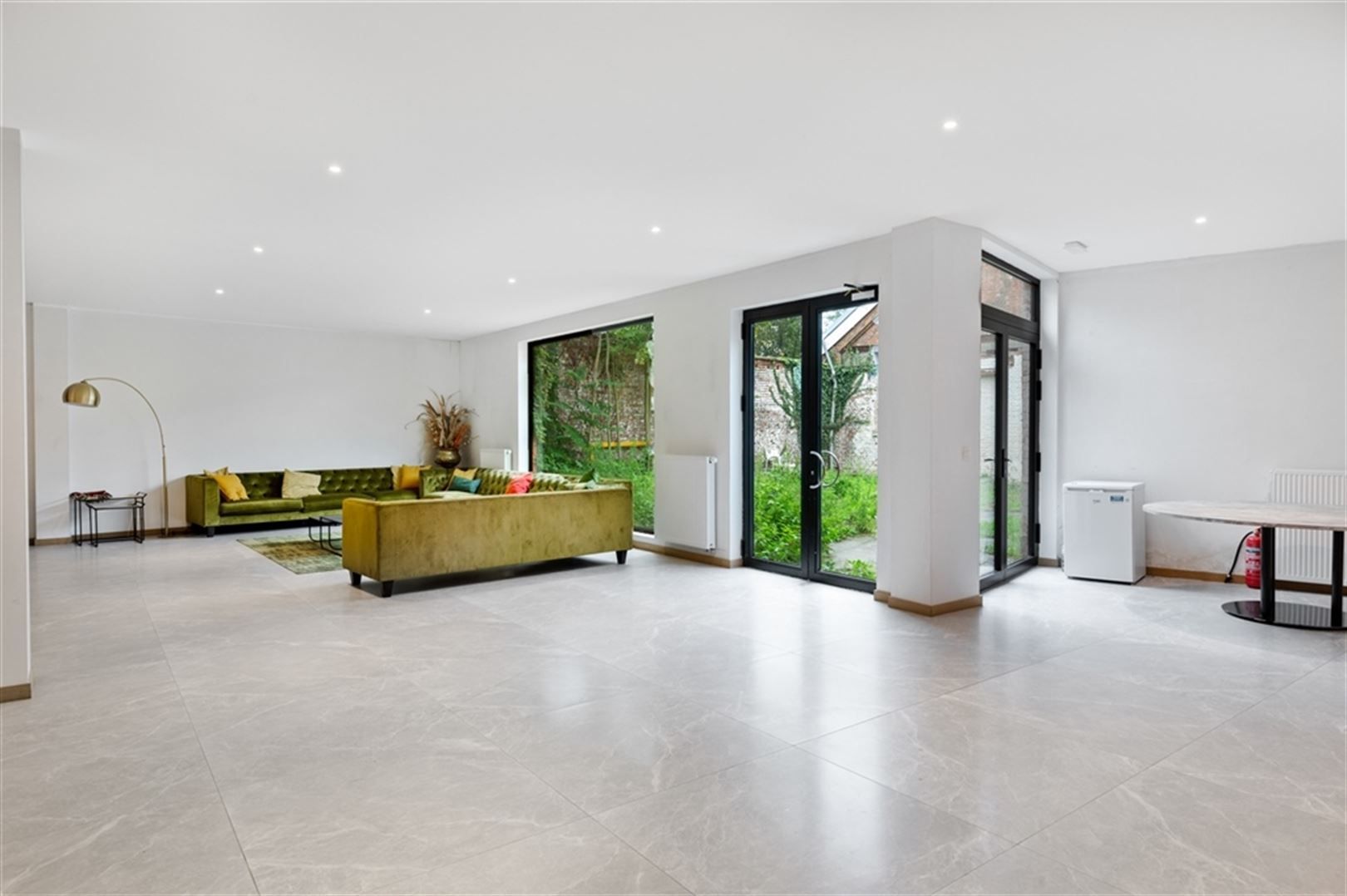 Commercieel gelijkvloers te koop in Wilrijk foto 8