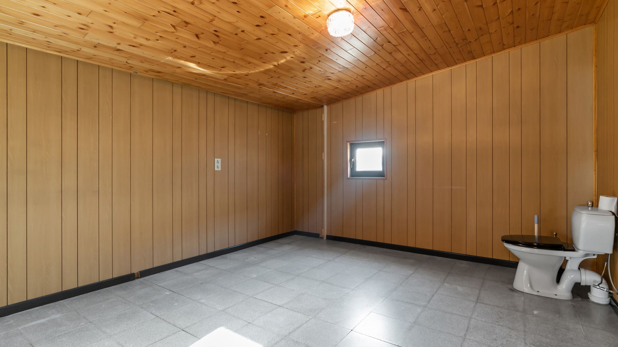 Te renoveren woning met vrij zicht over weilanden foto 12