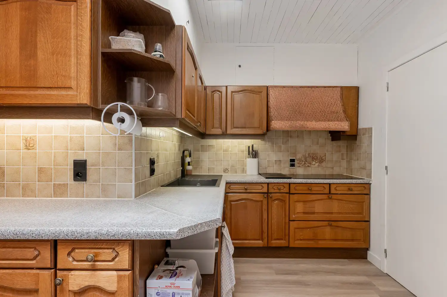 Te renoveren rijwoning met stadstuin op topligging. foto 11