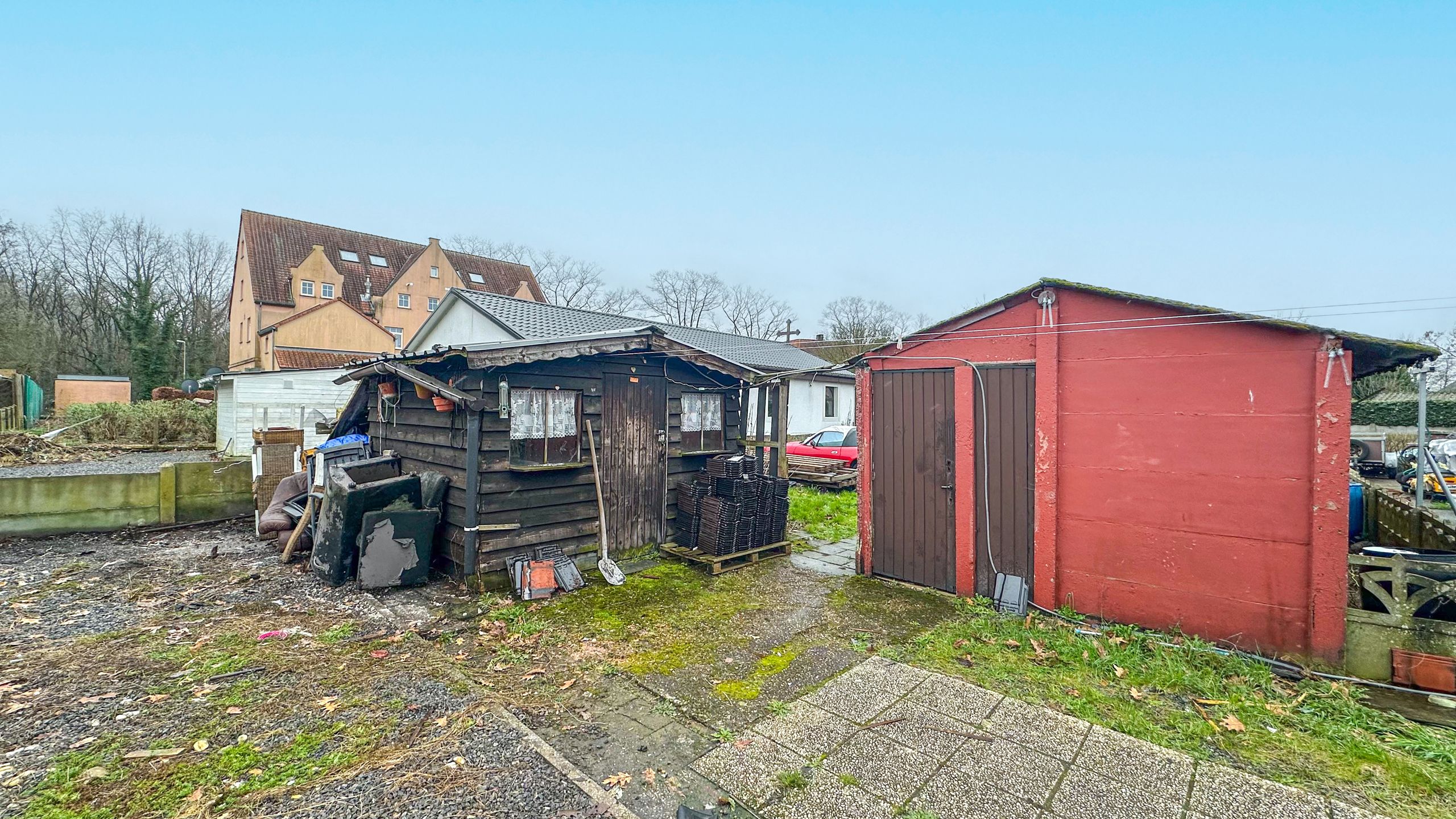 Deels gerenoveerde woning met 4 slkps met tuin!  foto 27