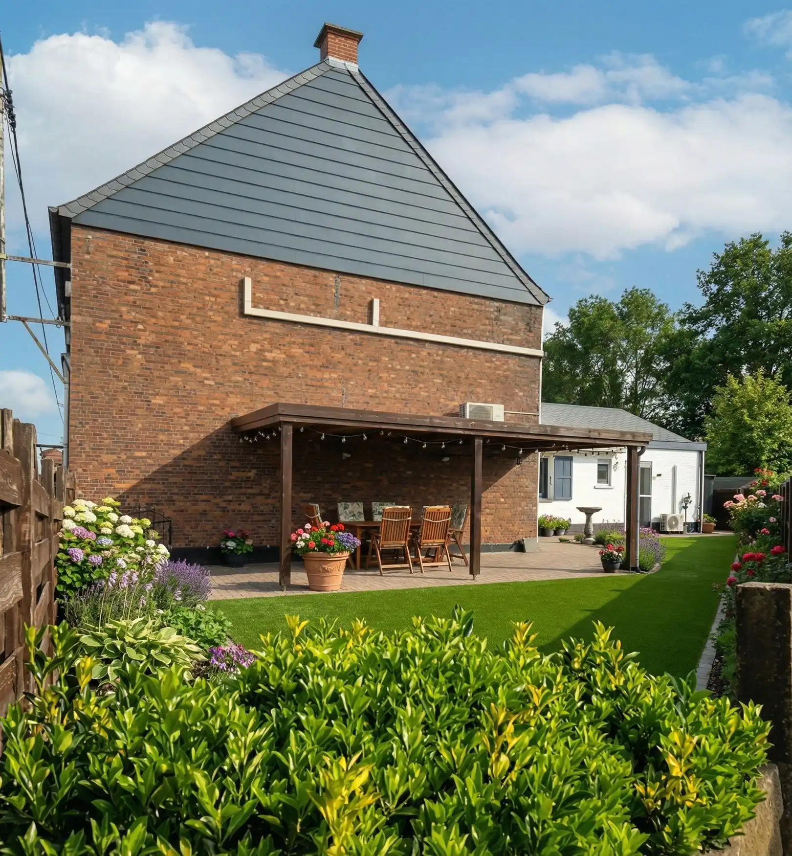 Halfopen bebouwing - 3 slpks - carport - tuin 2 are 73 ca foto 3