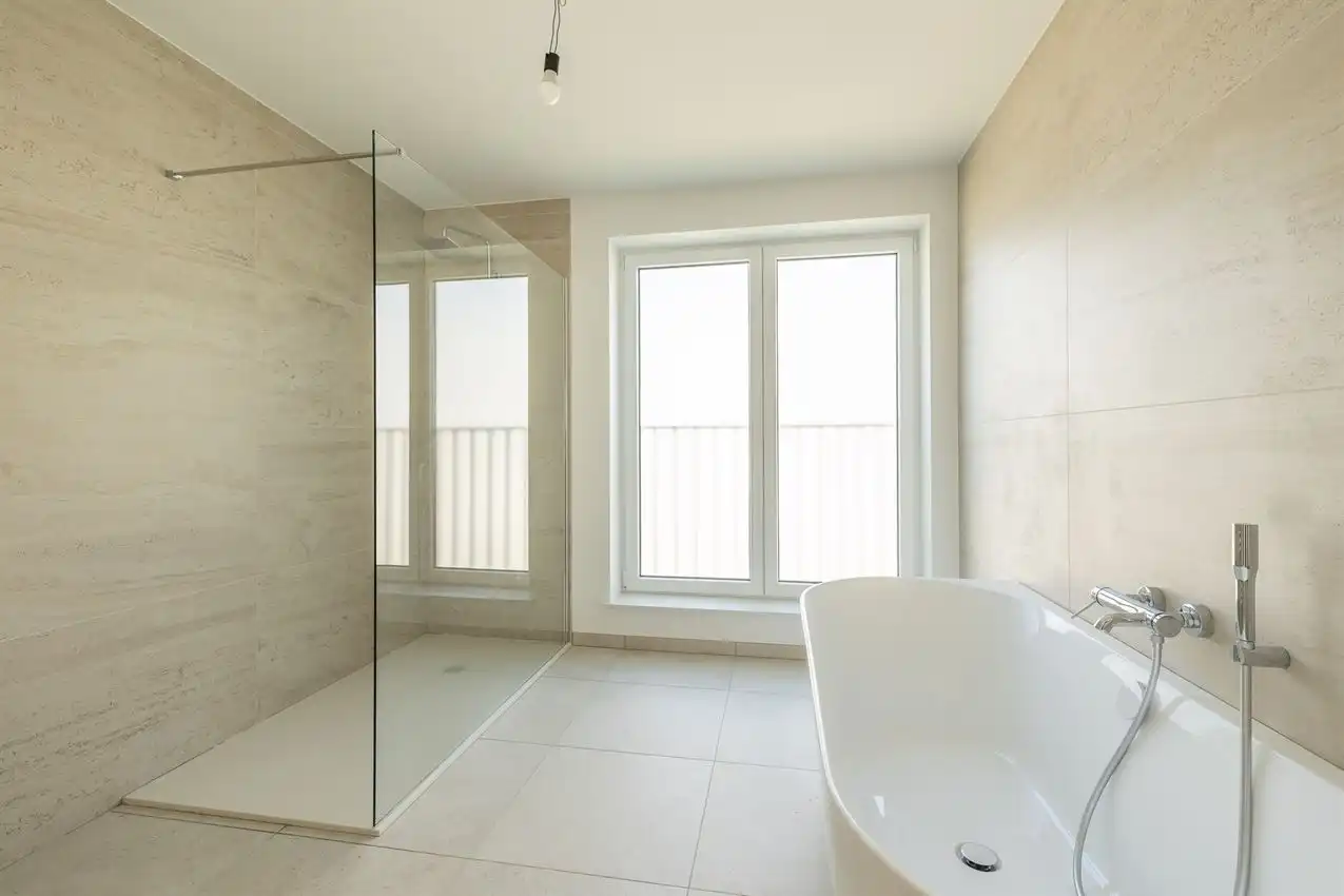 Instapklare nieuwbouwwoning met 4 slaapkamers, 2 badkamers en E-peil 9 foto 27