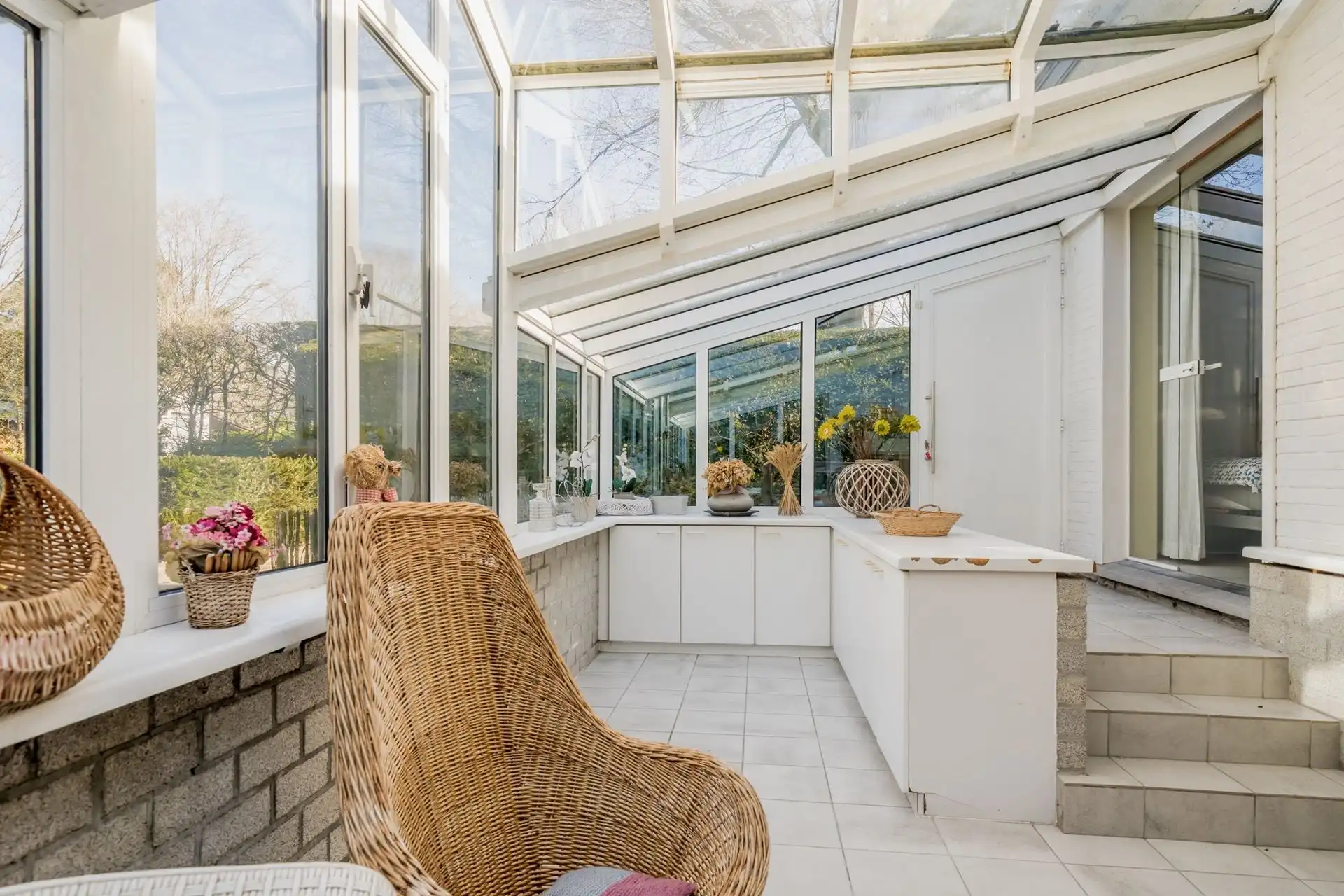 Laagbouwvilla met 4 slpks en garage! foto 22