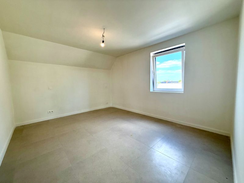 Prachtige nieuwbouwduplex met 3 slaapkamers, 2 badkamers en zonnig terras foto 11