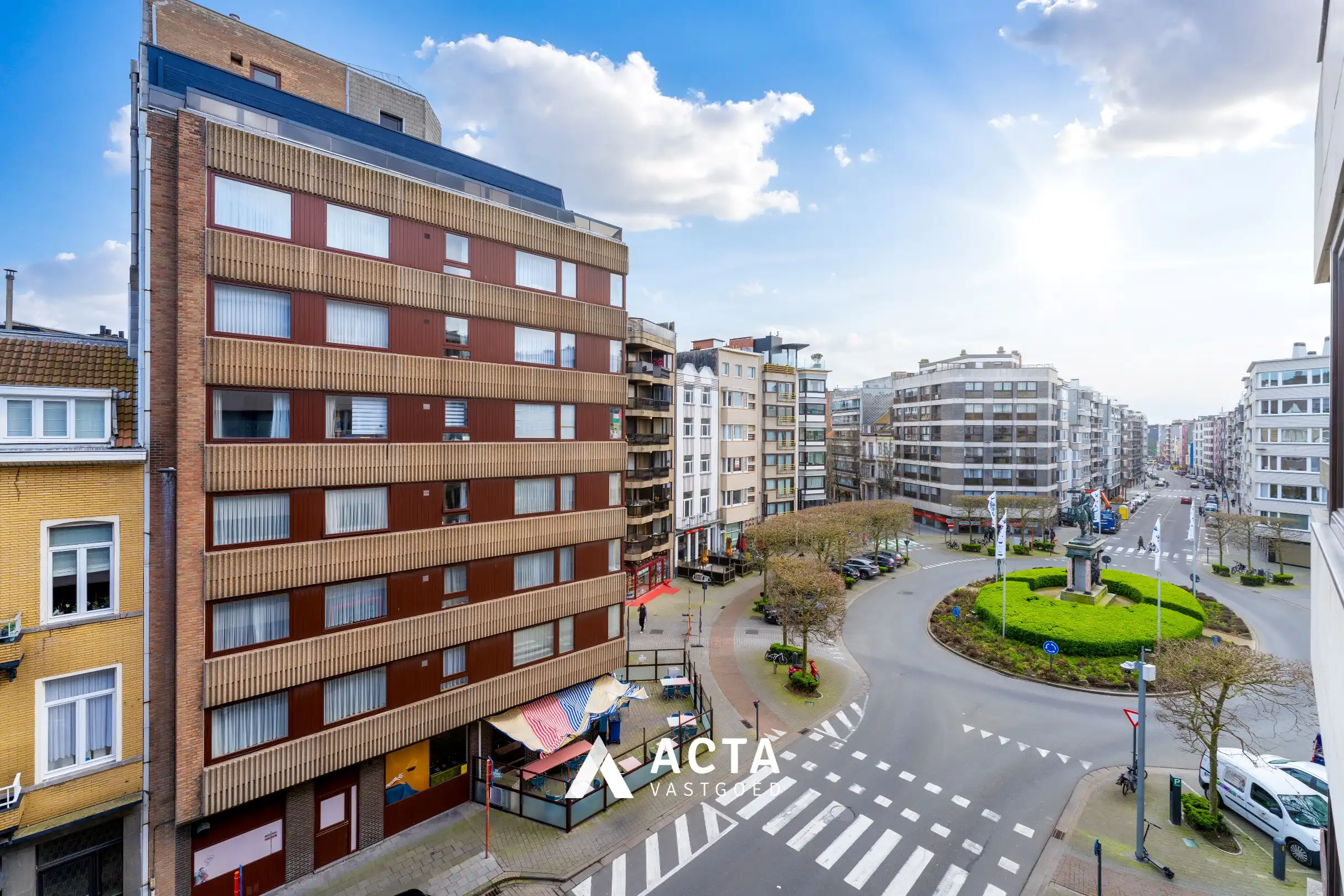 Appartement te koop Van Iseghemlaan 151 -/04.02 - 8400 Oostende