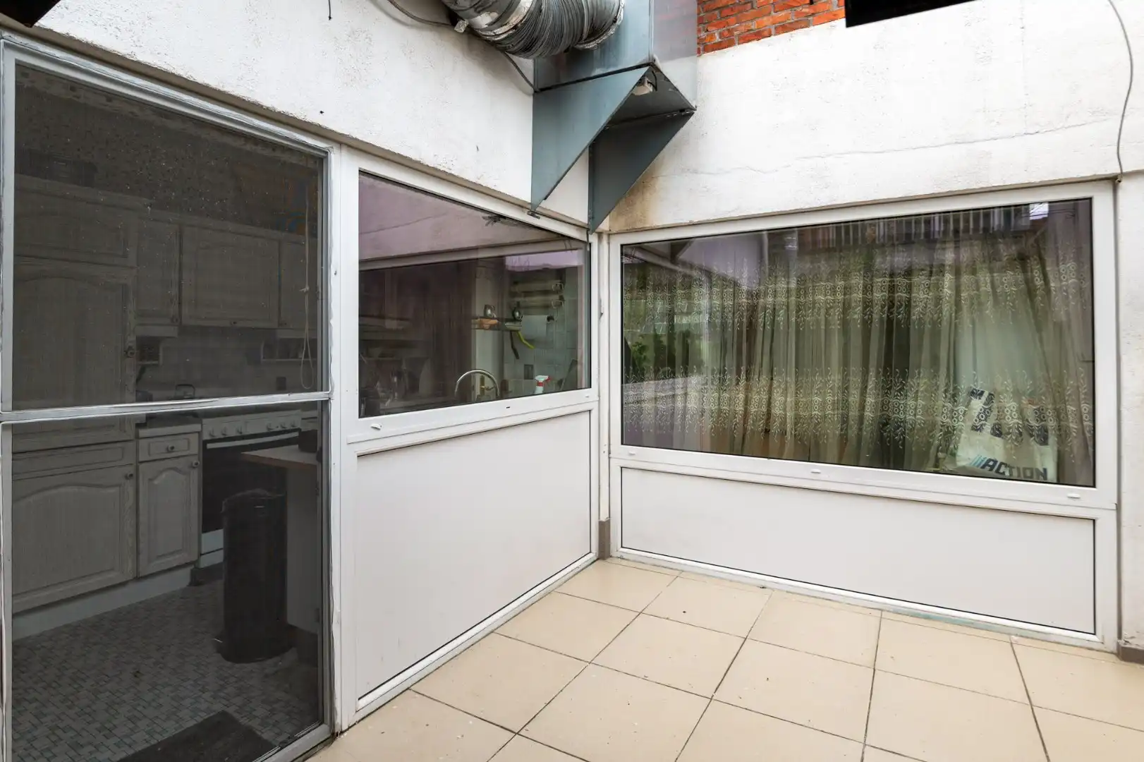 Ruime duplexwoning met 4 slaapkamers en patio in Ekeren! foto 11