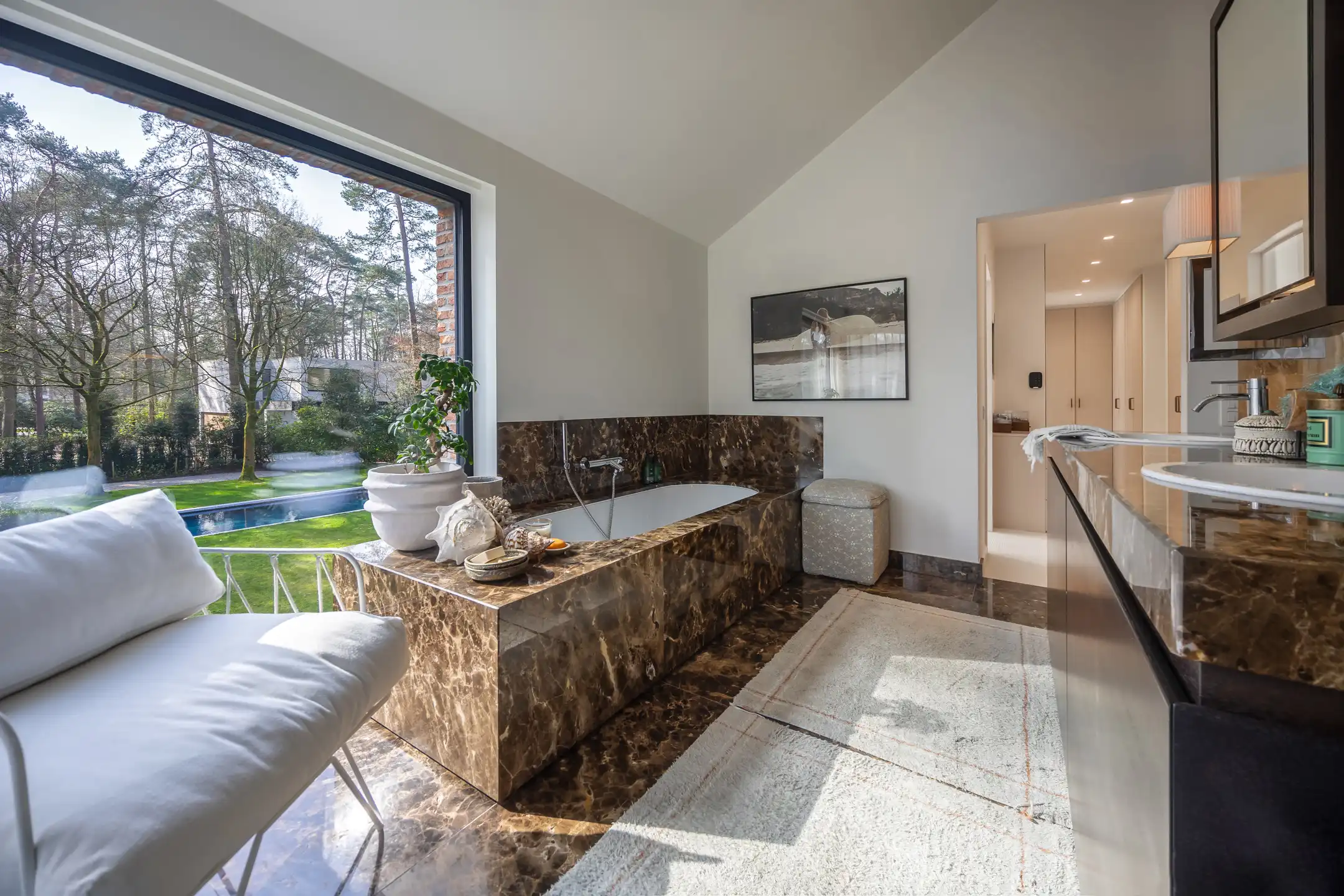 Architectenvilla met zwembad en ZW tuin in Hof Ter Linden foto 44