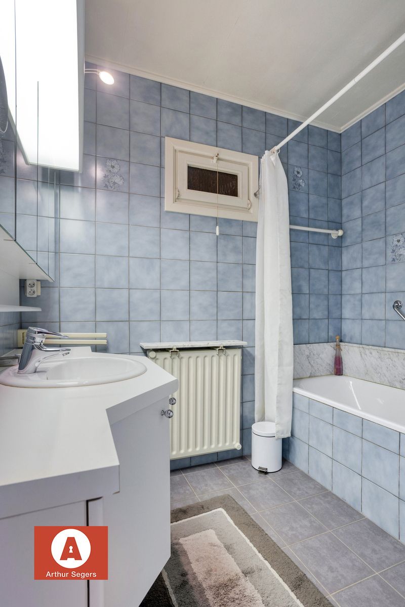 Rustig gelegen, instapklare en perfect onderhouden Bungalow. foto 19