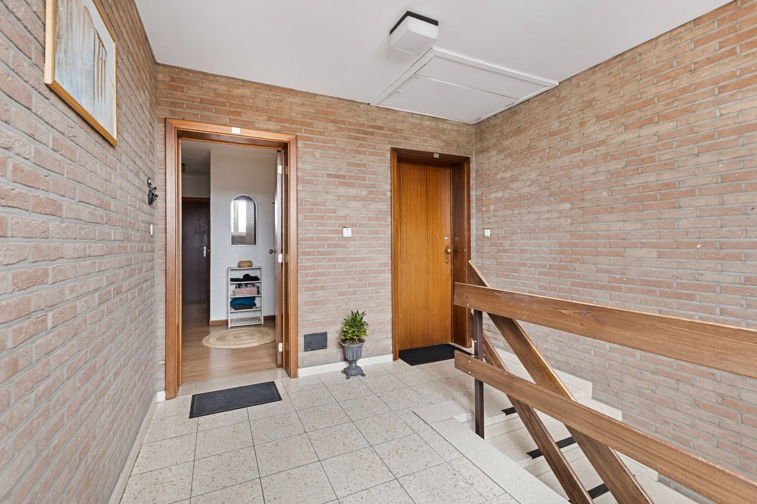 Instapklaar en ruim appartement met drie slaapkamers op een strategische locatie in Lanaken foto 3
