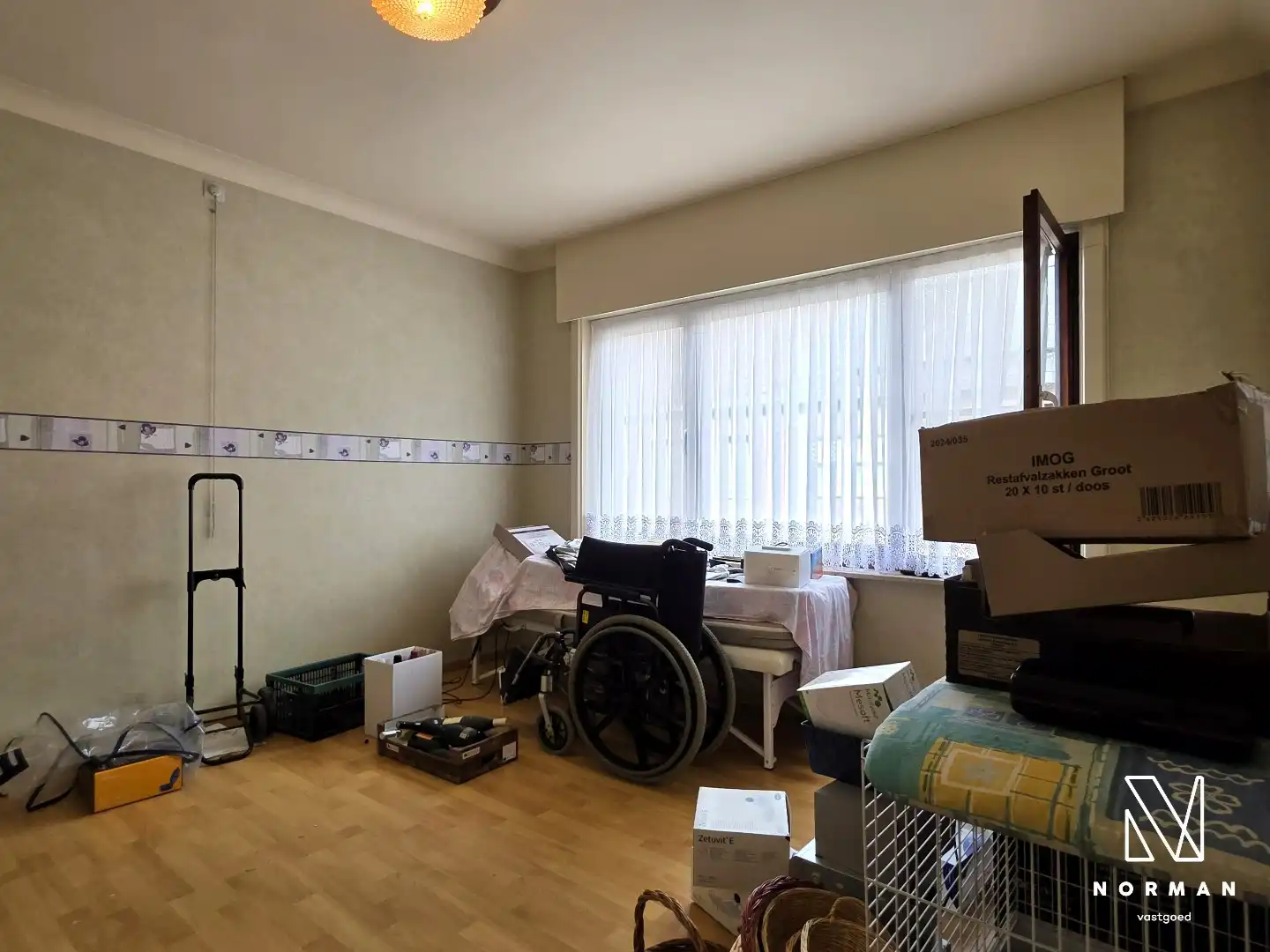 Stevige woning met 3 slaapkamers en garage te koop in Kuurne foto 10