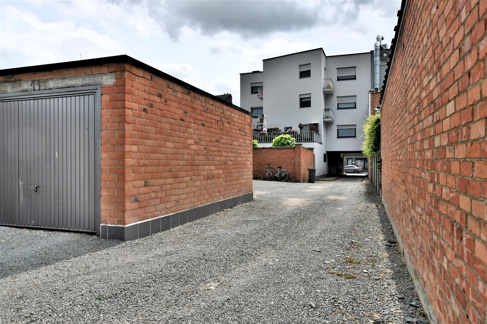 Instapklaar, recent vernieuwd appartement in Sint-Gillis (Dendermonde) foto 18