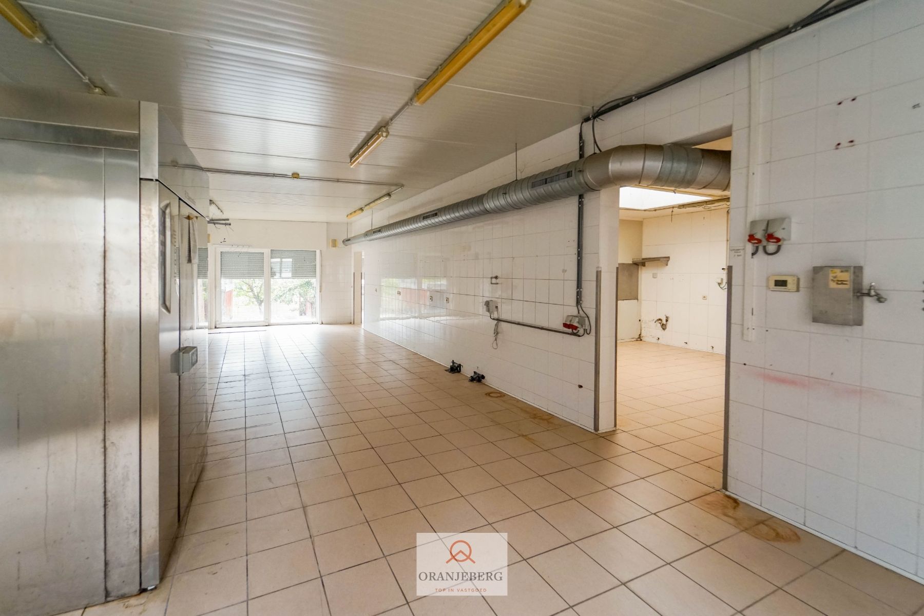 Ideaal te renoveren rijwoning + werkplaats + garage + tuin voor 591m² foto 17
