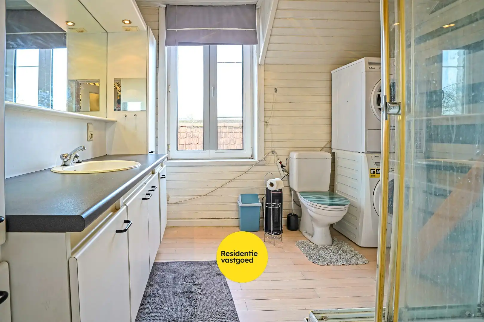 Instapklare woning in hartje Diksmuide, met zicht op het stadspark! foto 15