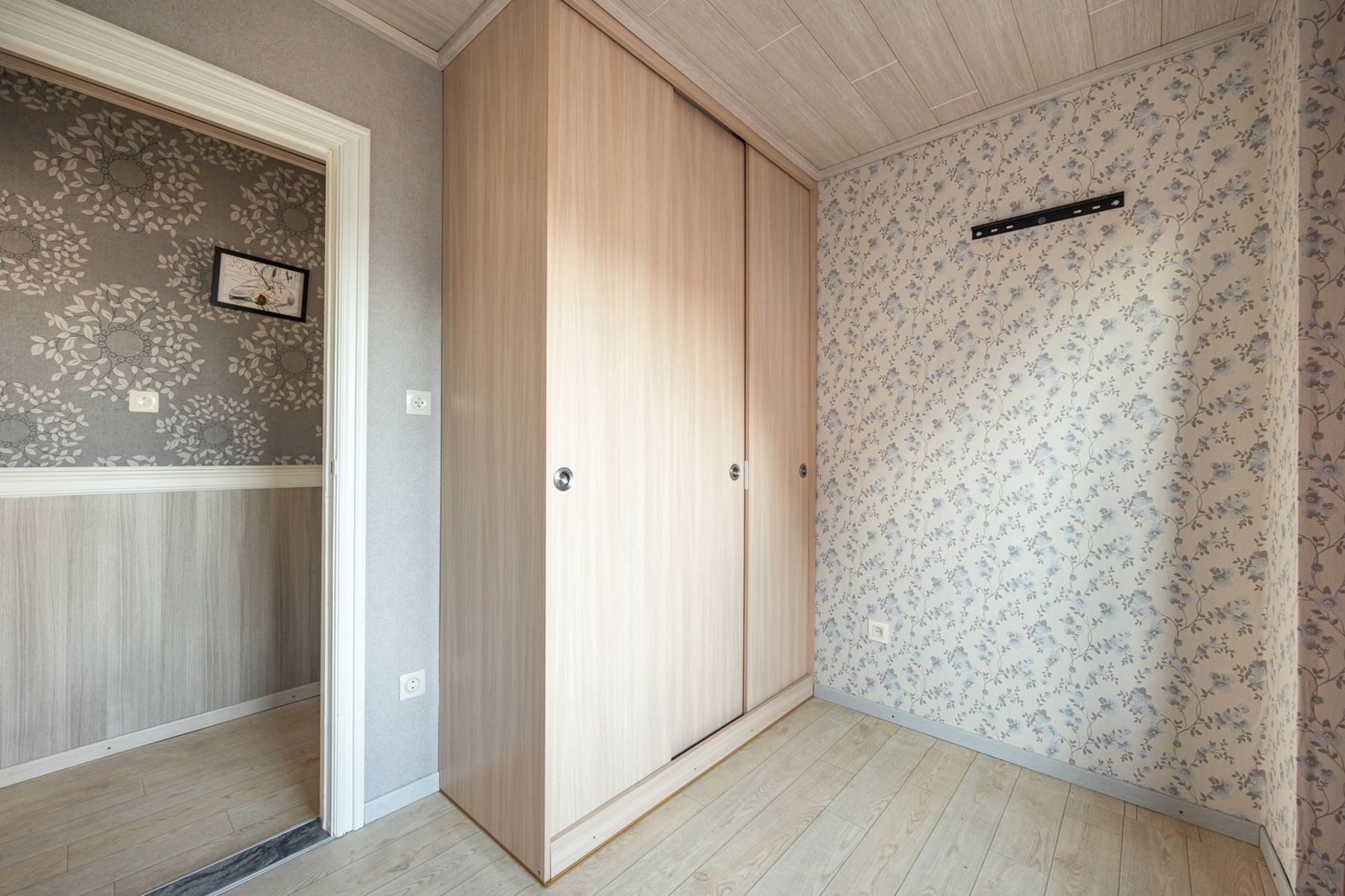 Rustig gelegen woning met 3 slaapkamers en garage. foto 23