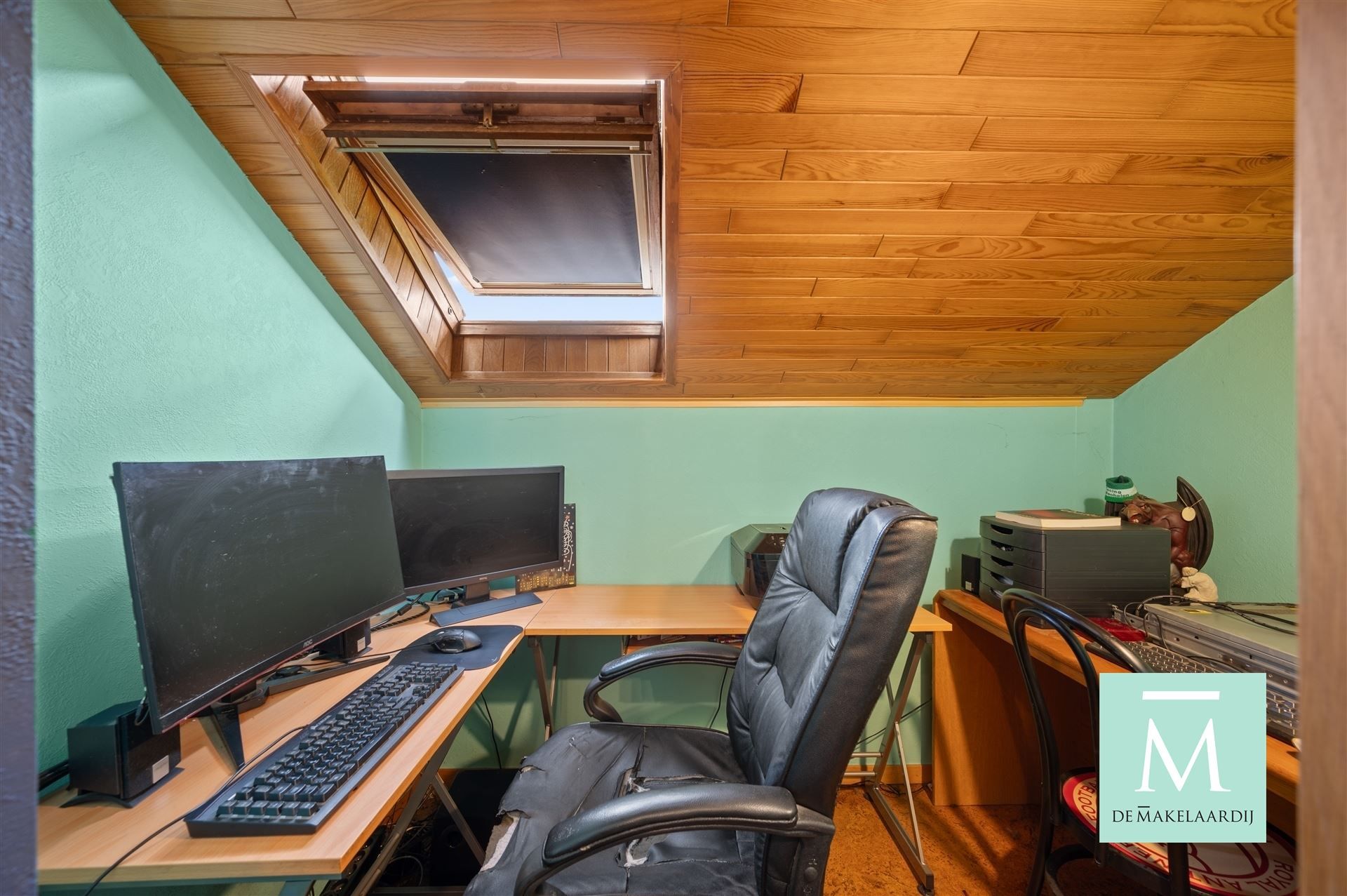 Uitstekend gelegen woning met 3 slaapkamers en garage foto 17