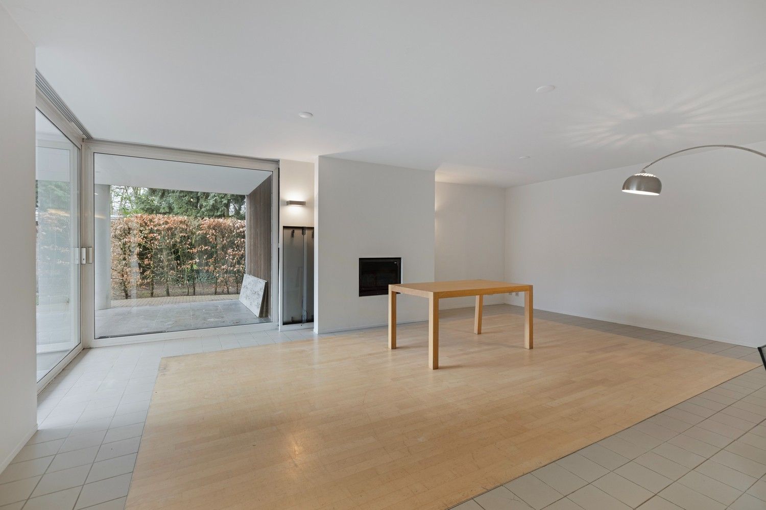 Moderne villa met ruime leefruimte, 4 slaapkamers en 2 badkamers op 13 are in gegeerde buurt Neerharen- Lanaken foto 2