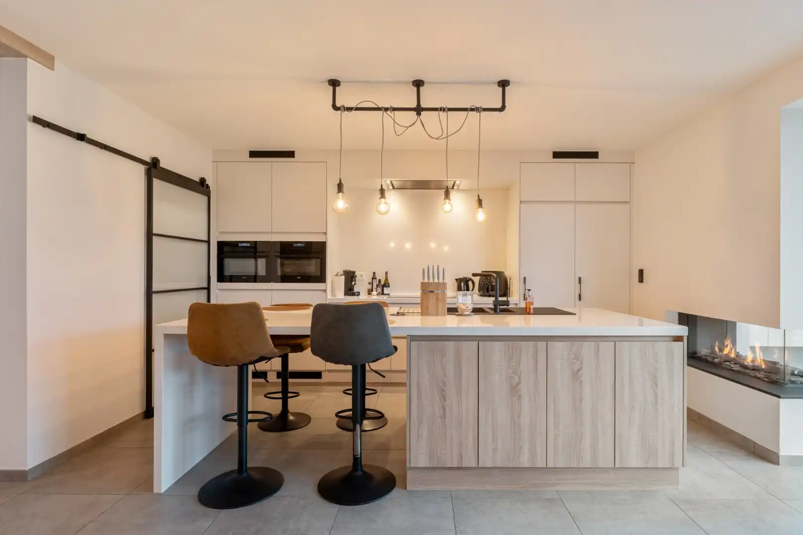 Recente, goed afgewerkte gezinswoning op een perceel van 5a15ca nabij het dorpscentrum van Opoeteren!  foto 9