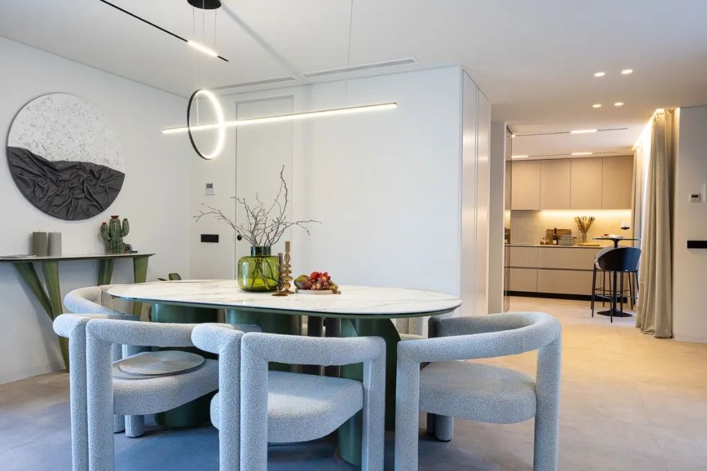 Prachtige moderne villa in het hart van Nueva Andalucía met uitzicht op de bergen foto 5