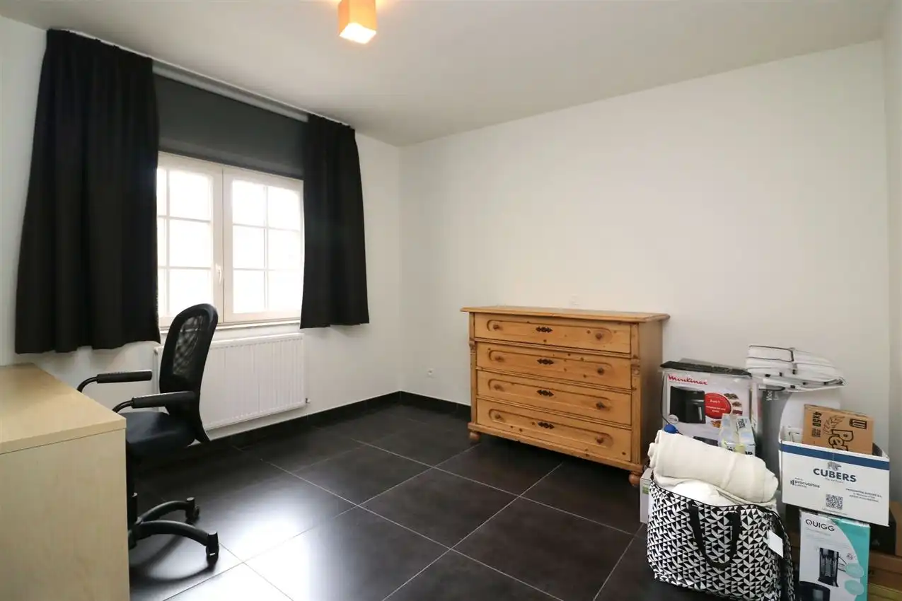 App. met 2 slpk., terras en autostaanplaats, rustig gelegen foto 13