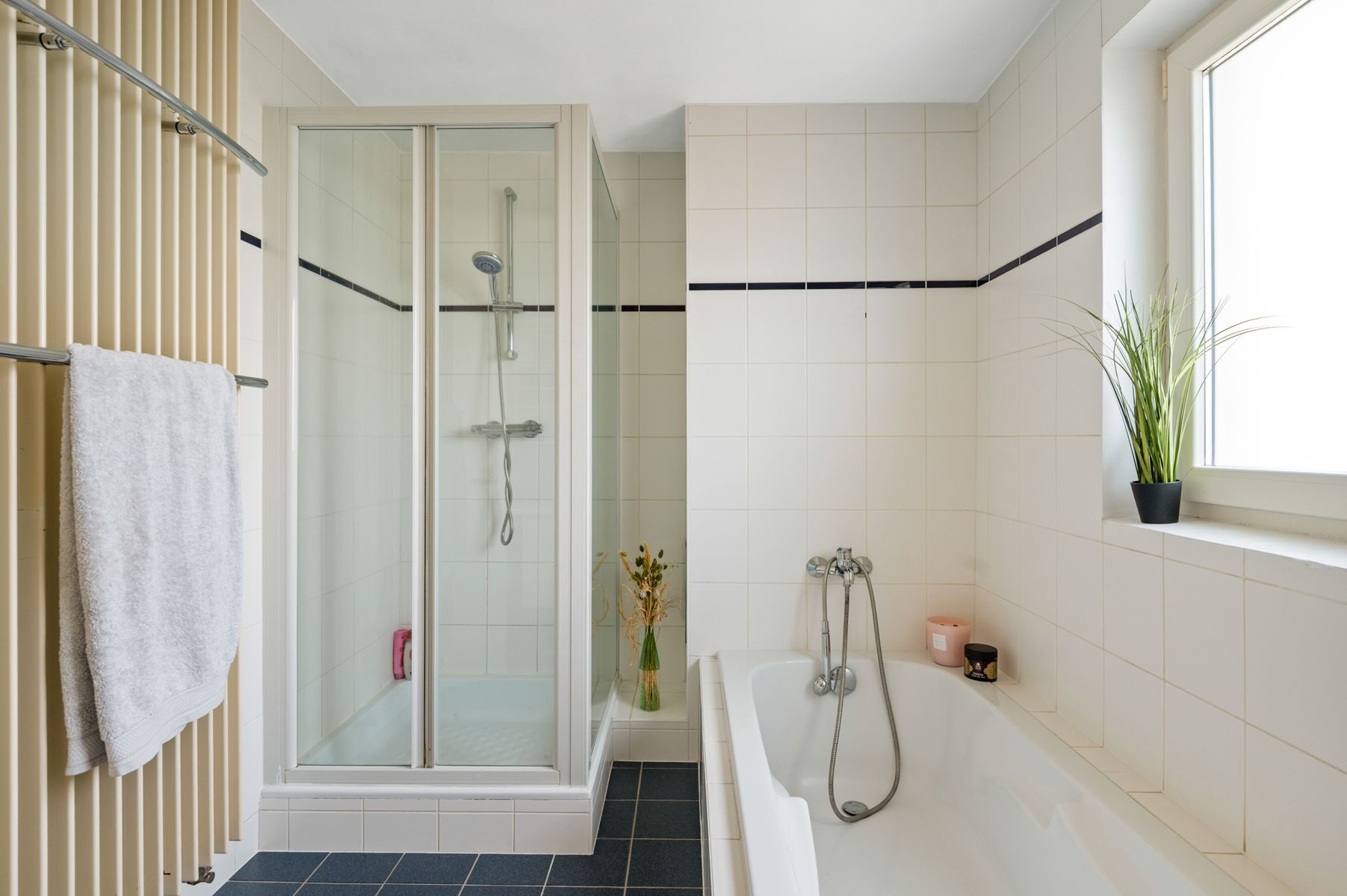 Ruime beletagewoning met extra breedte en EPC-label B in rustige wijk foto 21