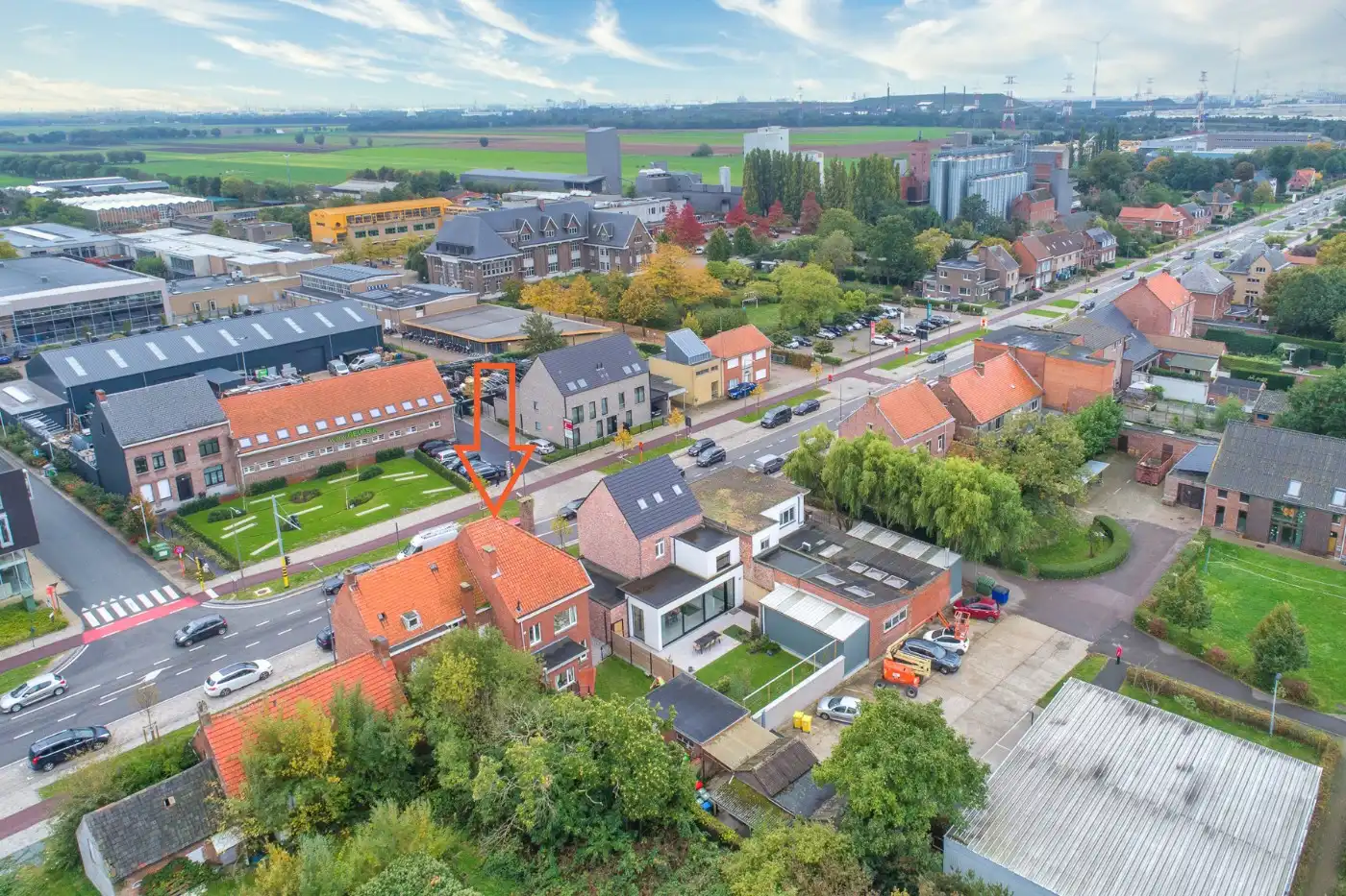 Ruime, instapklare HOB met 3 slpk., garage en tuin foto 17