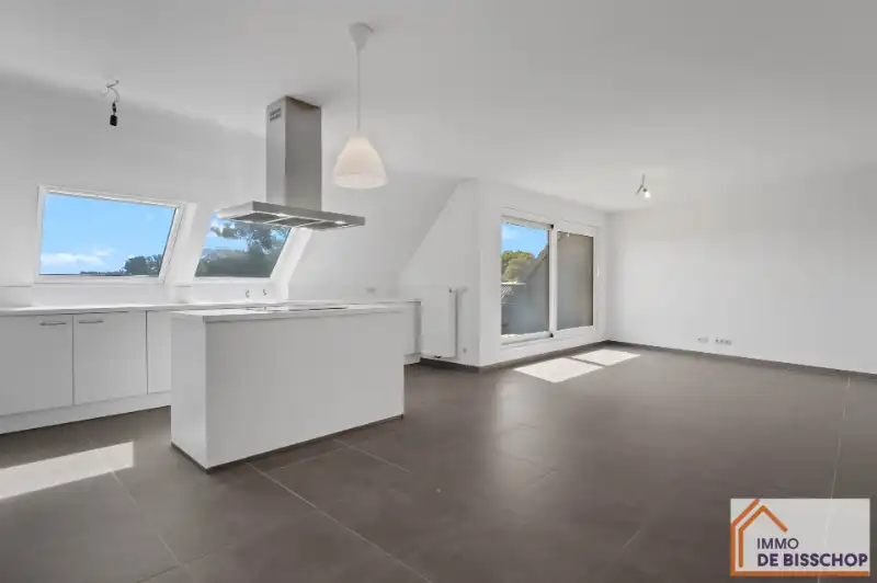 Prachtig duplex appartement met 3 slaapkamers, 2 badkamers en mooi zonneterras foto 5