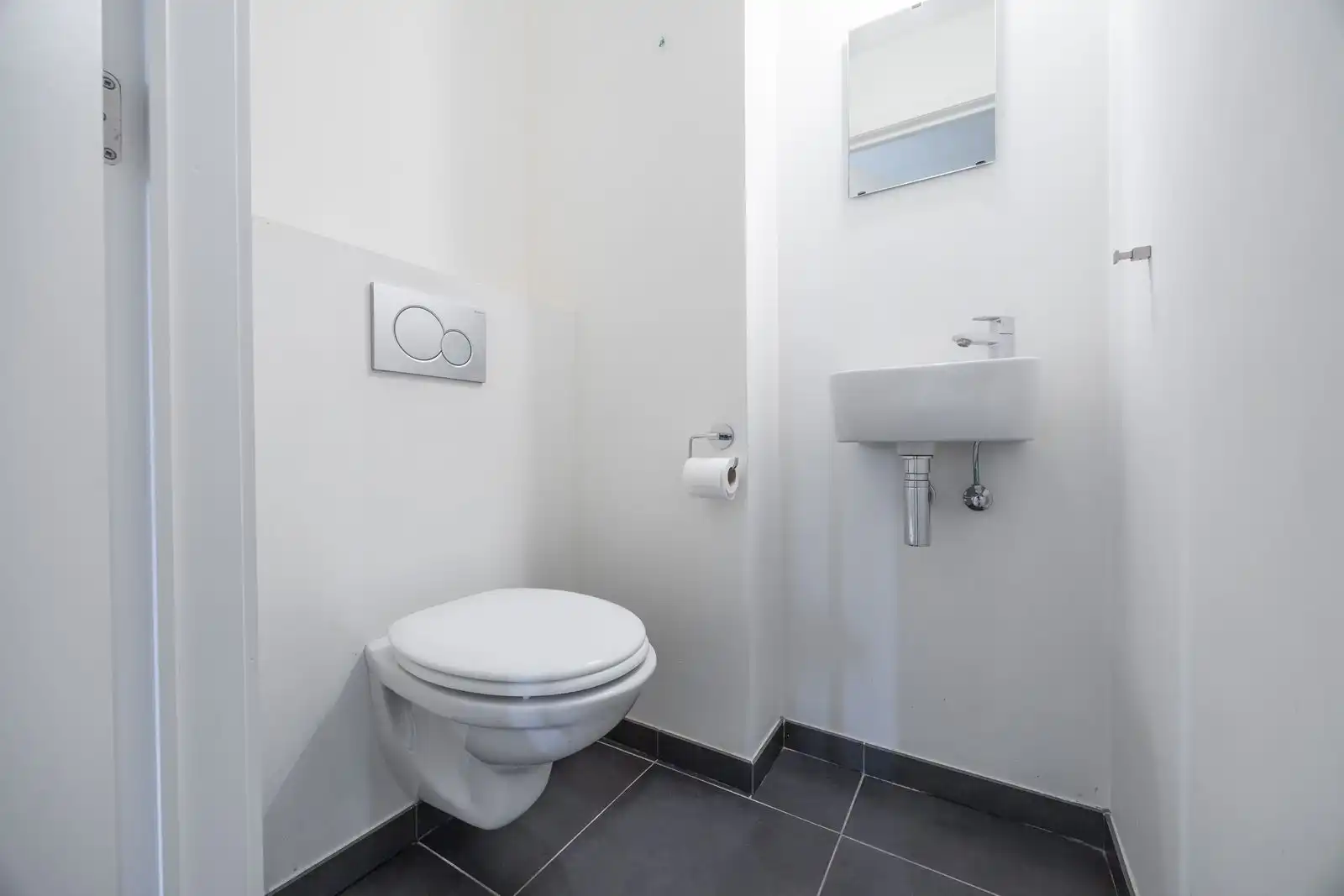 Luxueus 2 slaapkamer appartement in het hartje van Gistel foto 11