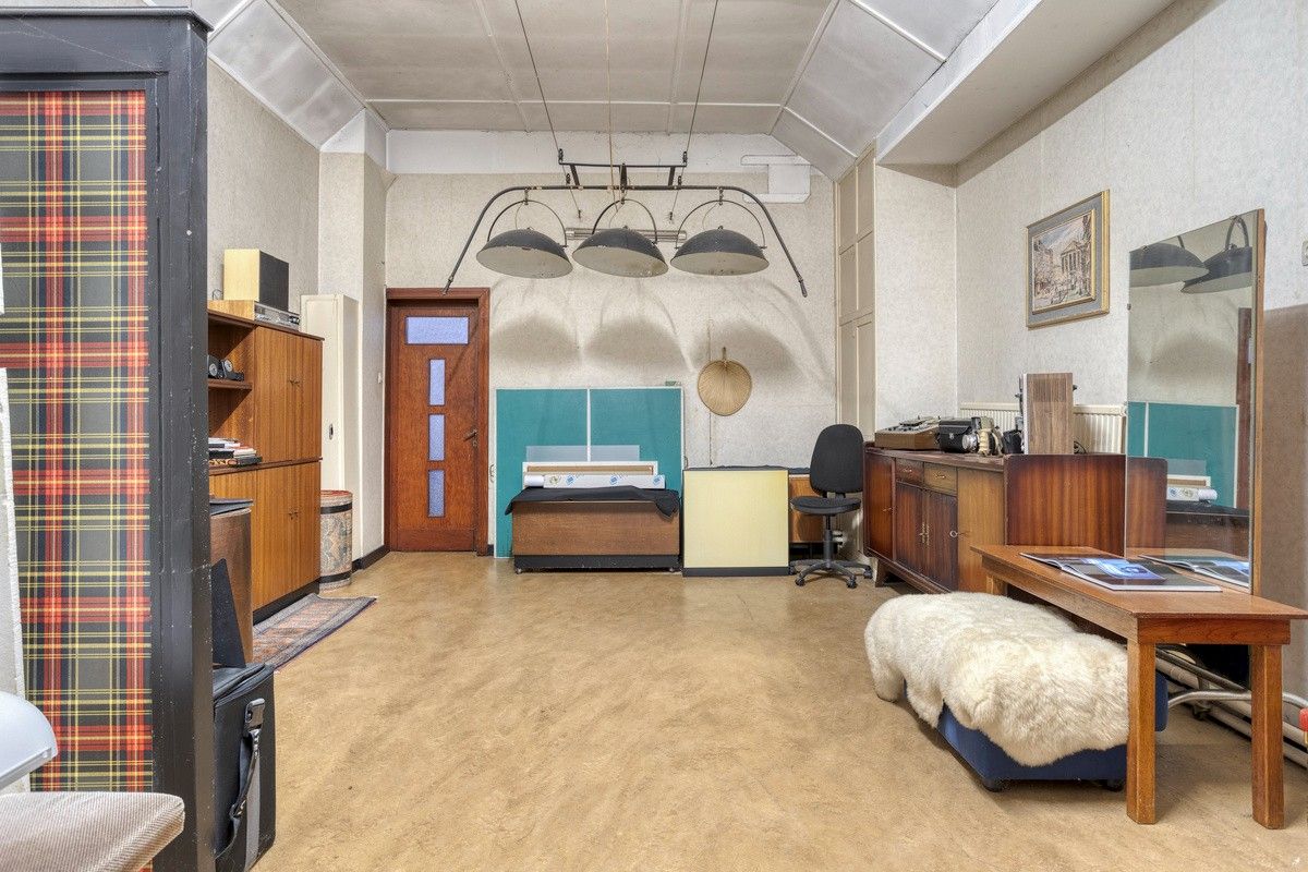 verrassend ruim en veelzijdig pand op toplocatie in Knesselare foto 17