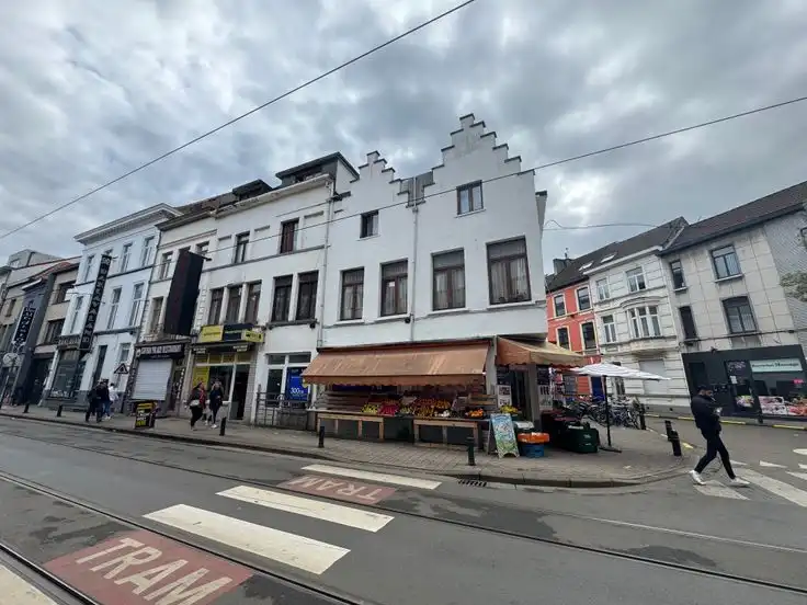 Opbrengsteigendom te koop - 2 handelspanden & 5 appartementen - Toplocatie Sleepstraat, Gent foto 2