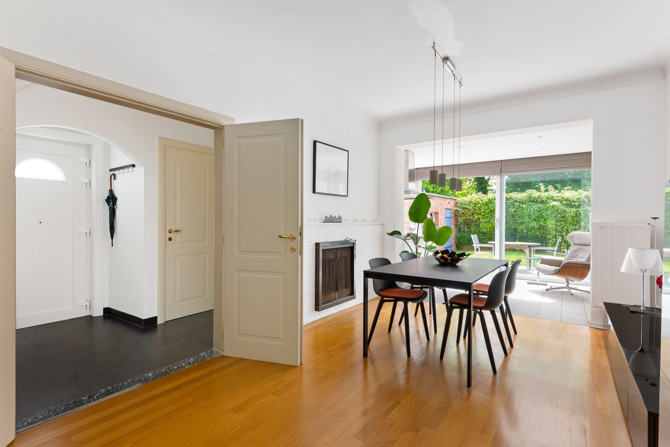 Instapklare halfopen woning op toplocatie foto 3