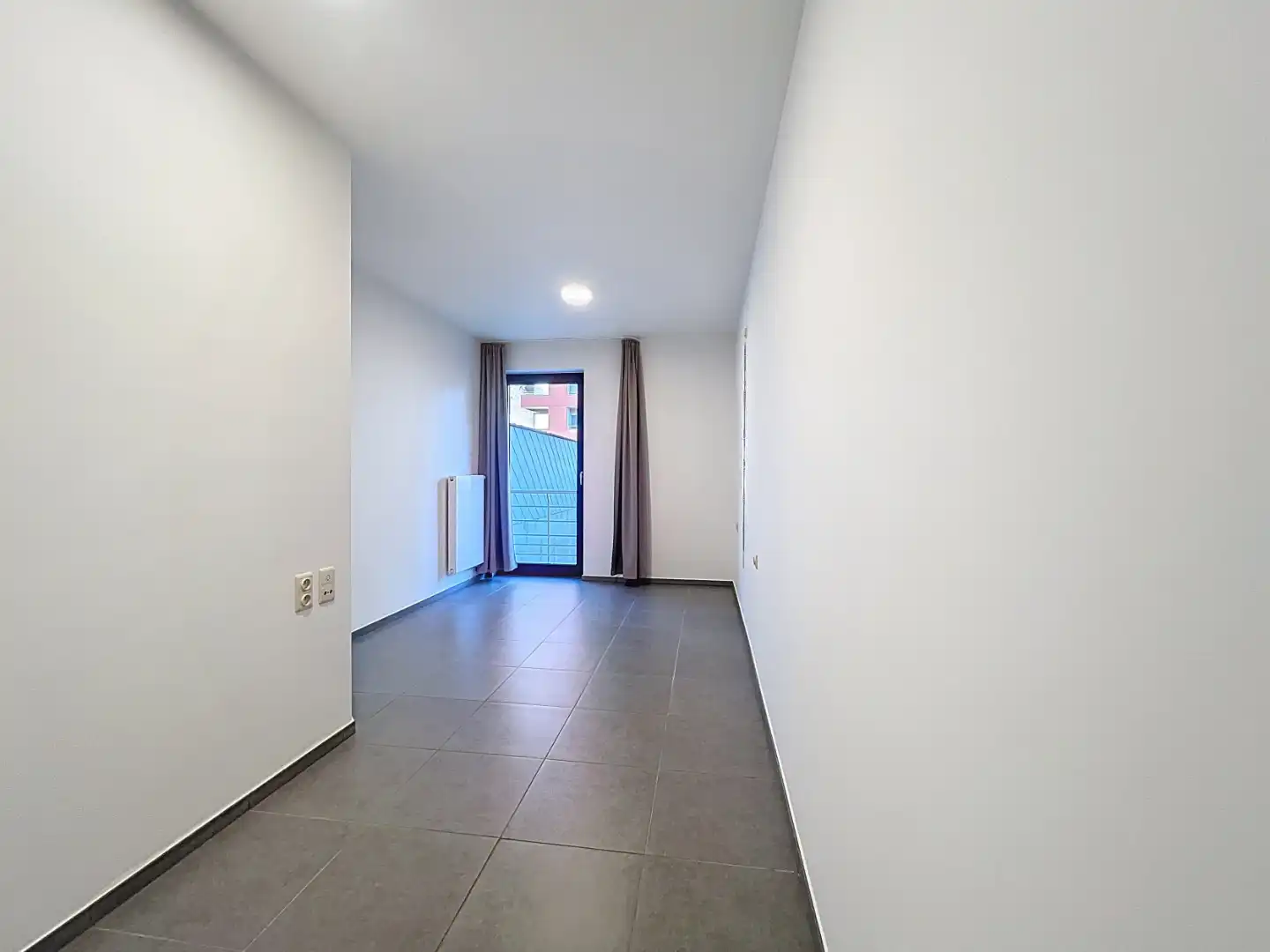 Instapklaar twee slaapkamer appartement op 500m van zee, EPC label B foto 5