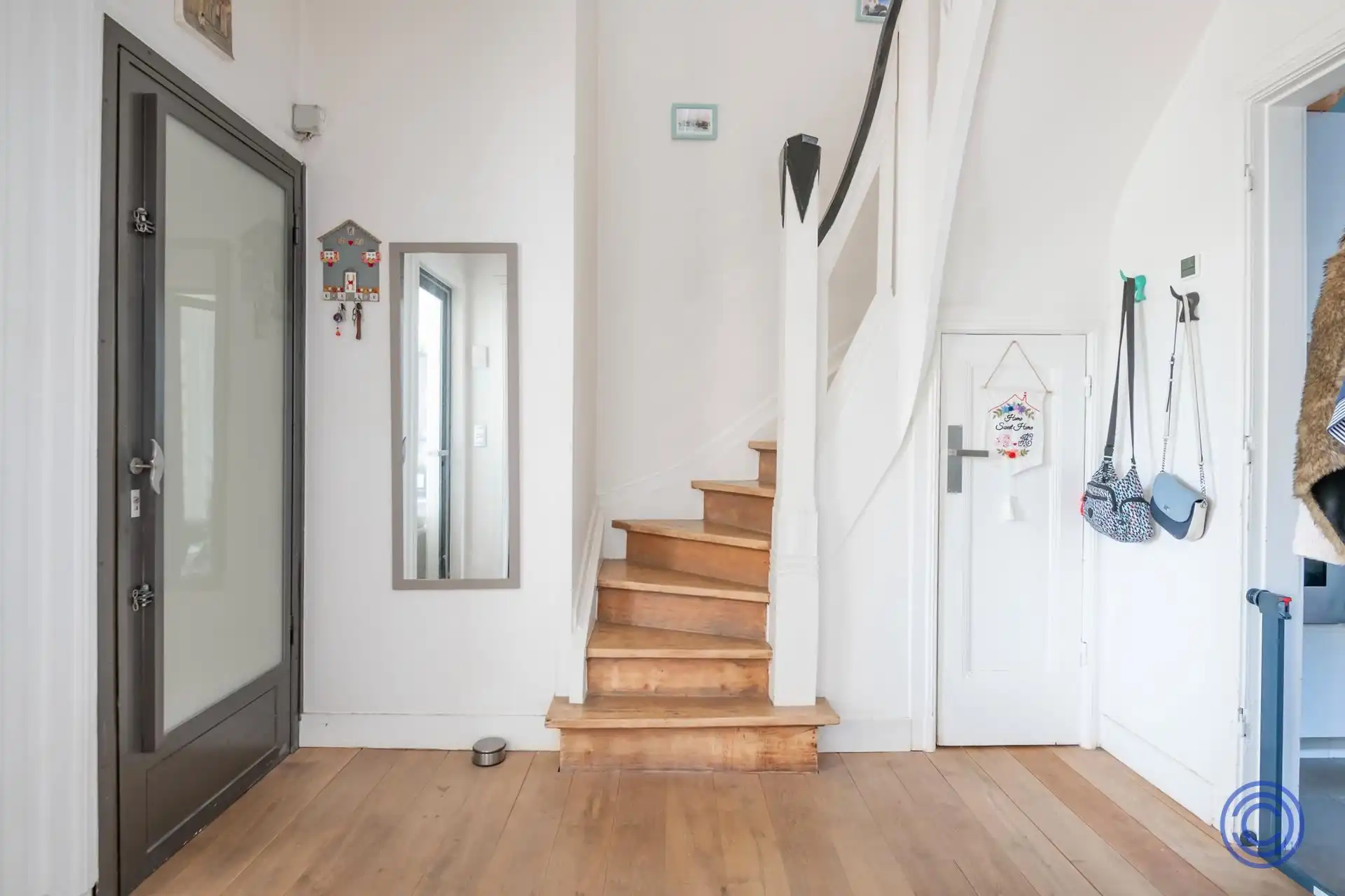 Karaktervol duplexappartement met terras in hartje Zurenborg! foto 8