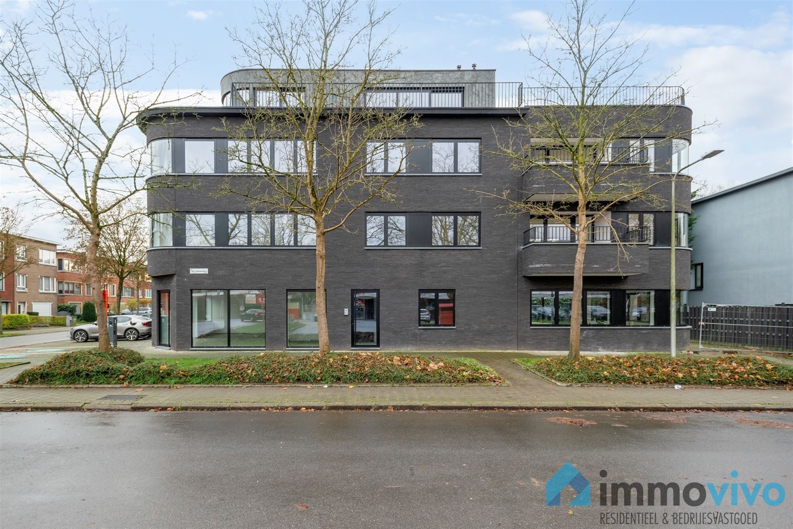 Totaalgerenoveerd gelijkvloersappartement met mooie tuin in Elsdonkwijk foto 14
