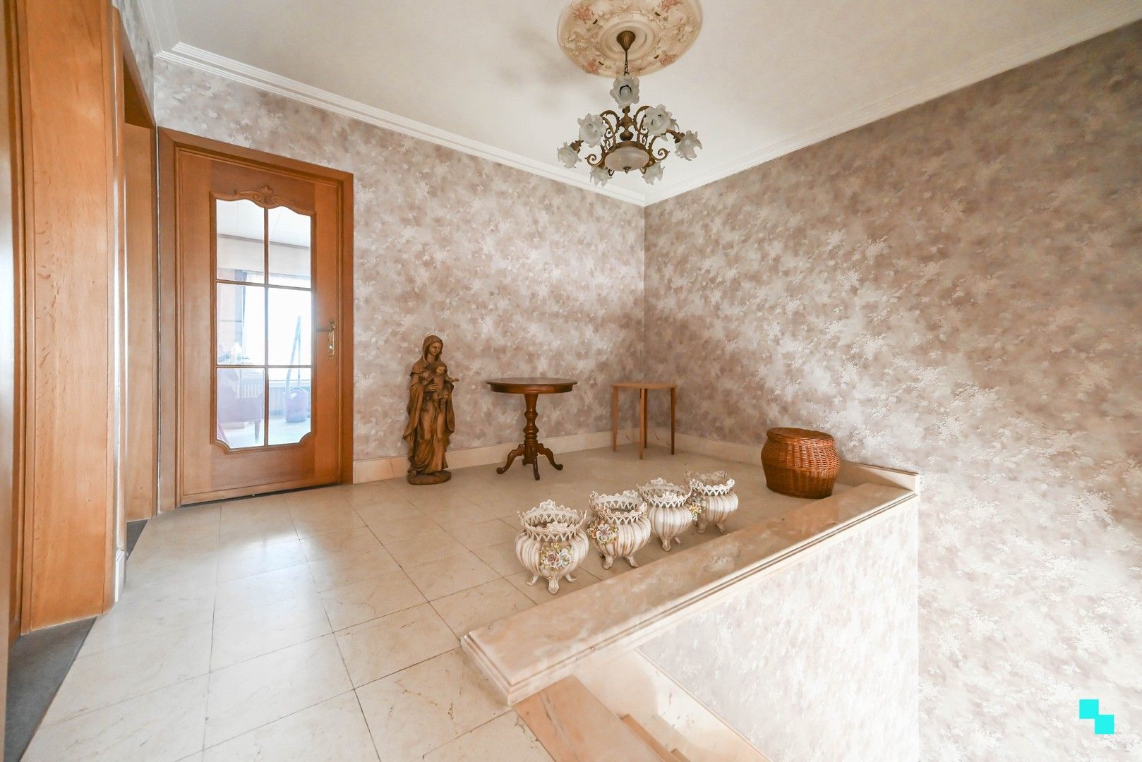 Karaktervolle woning met riante woonoppervlakte (267 m²) en tuin in Emelgem foto 17